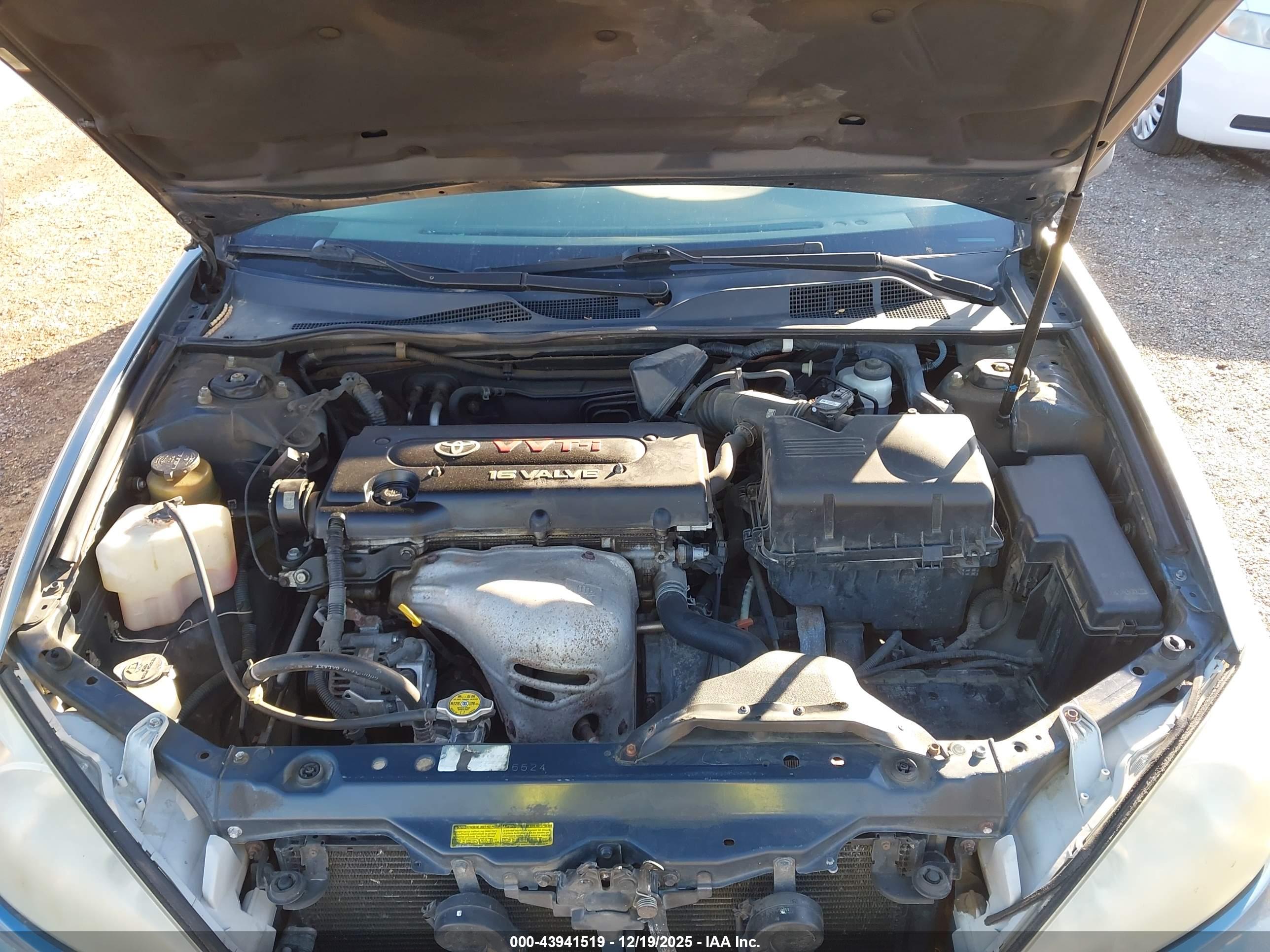 TOYOTA CAMRY image 10
