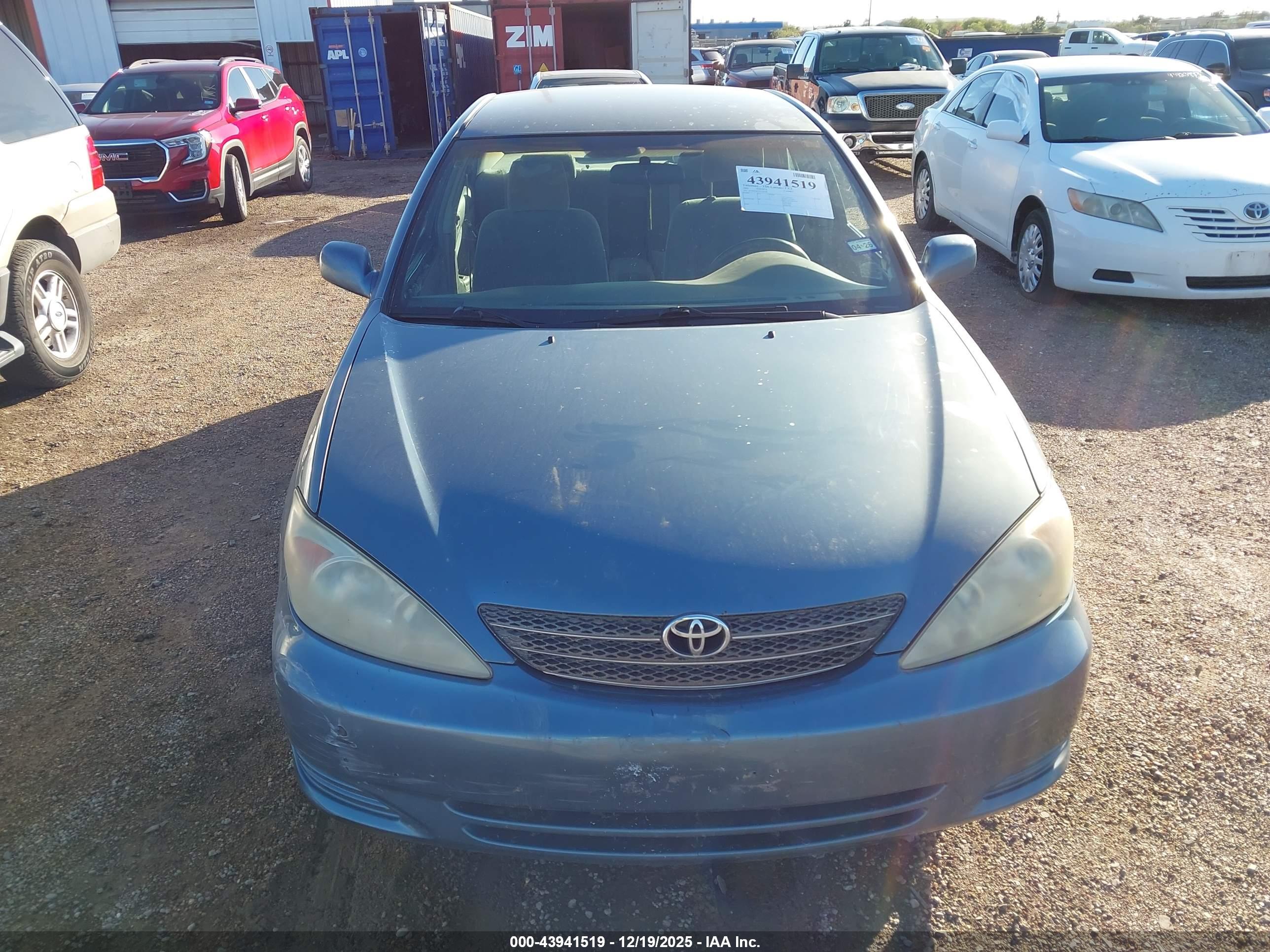 TOYOTA CAMRY image 6