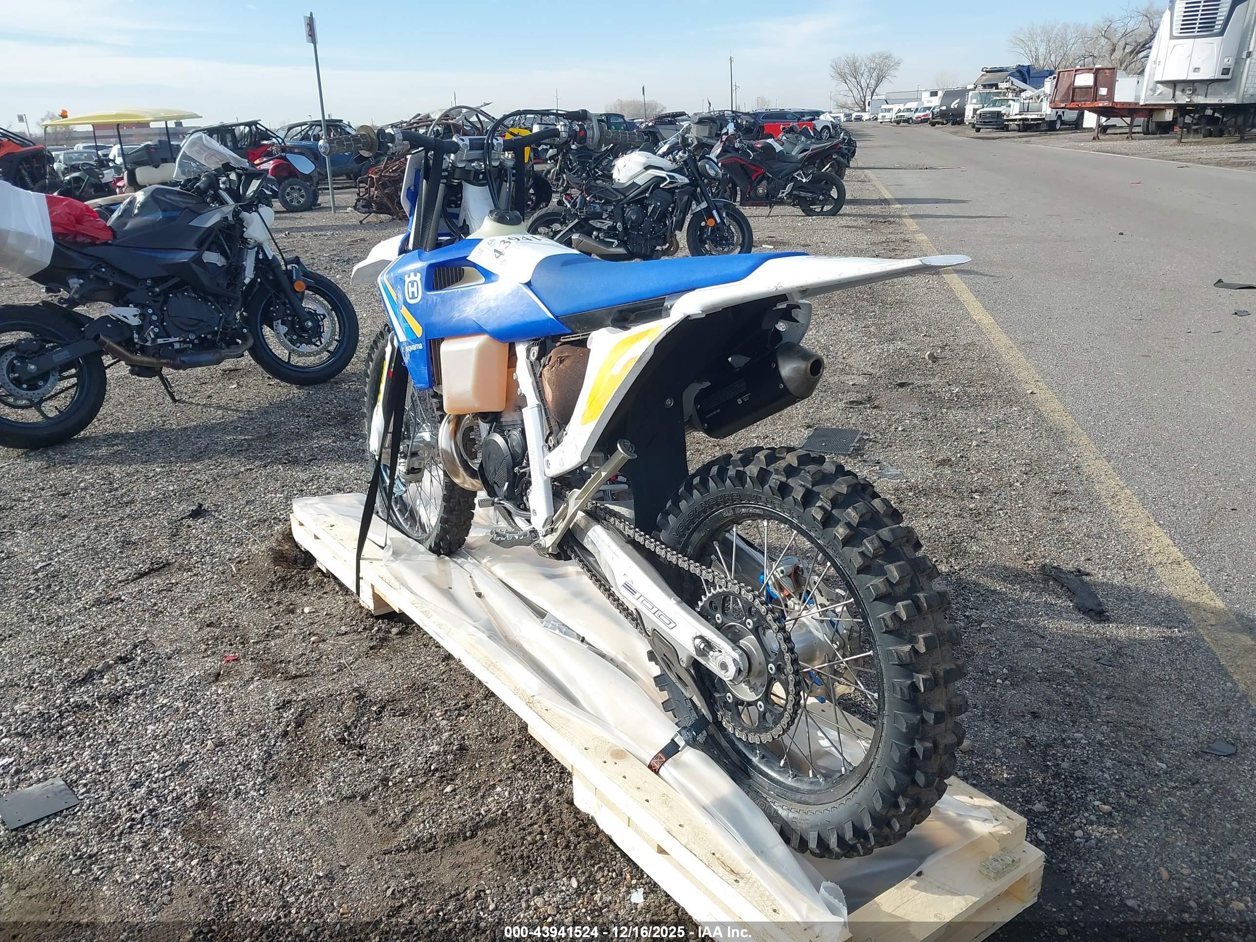 HUSQVARNA TX image 3