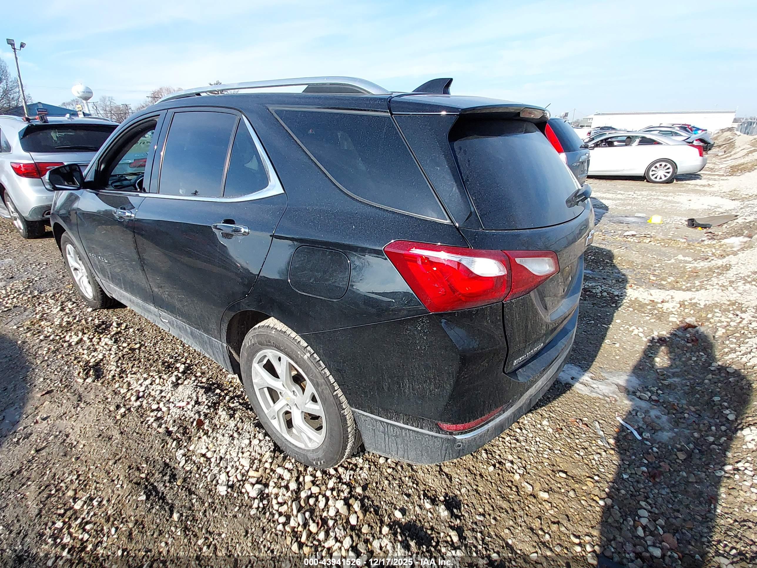 CHEVROLET EQUINOX image 3