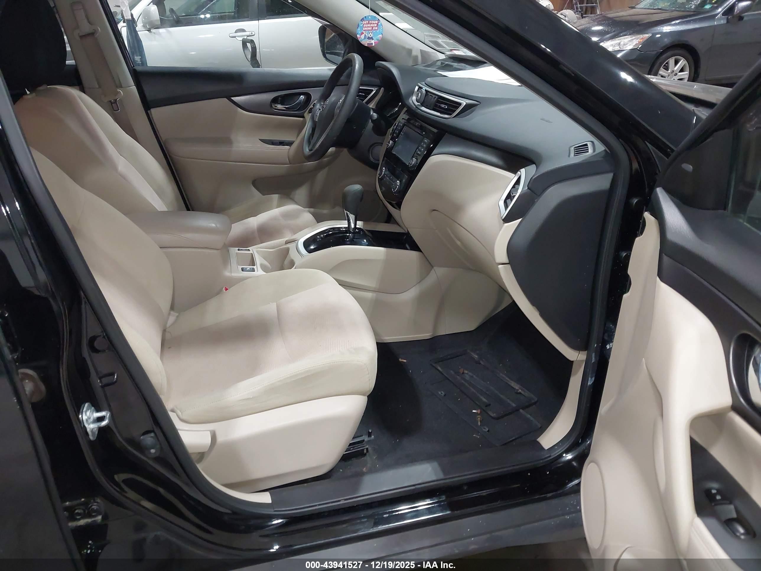 NISSAN ROGUE image 5