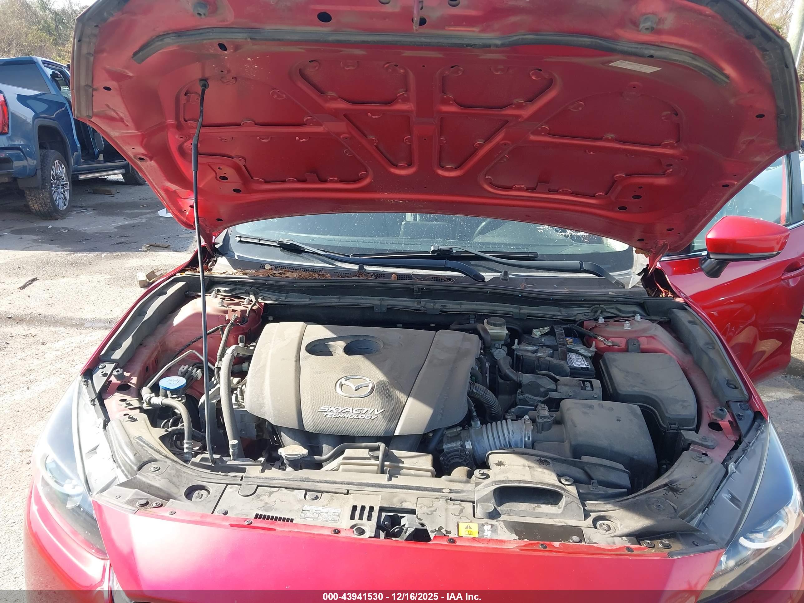 MAZDA MAZDA3 image 10