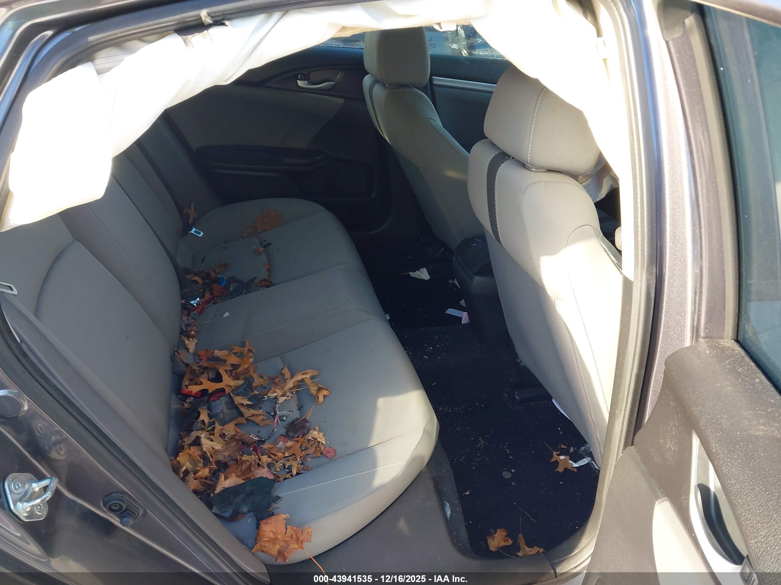 HONDA CIVIC image 8