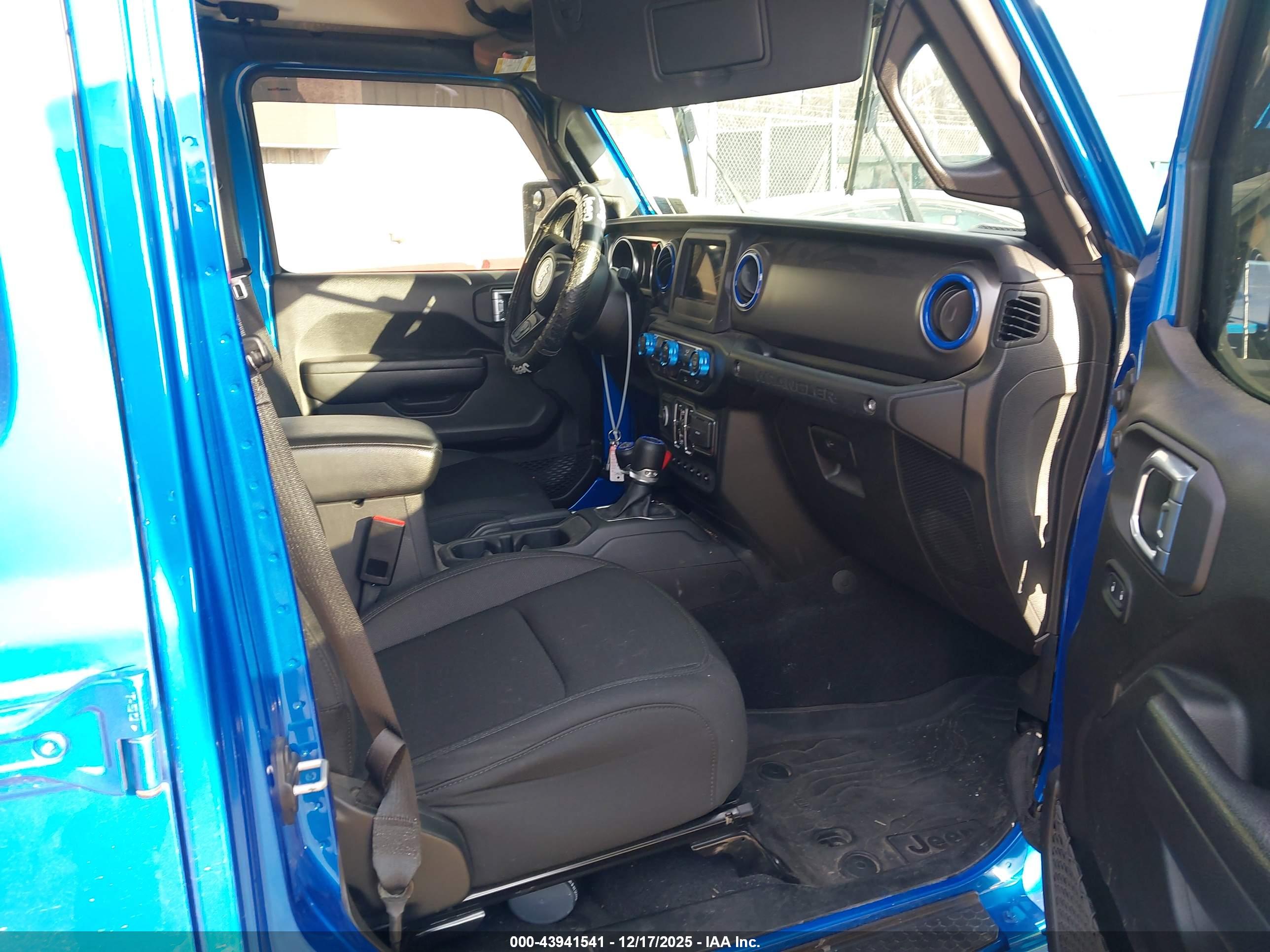 JEEP WRANGLER image 5