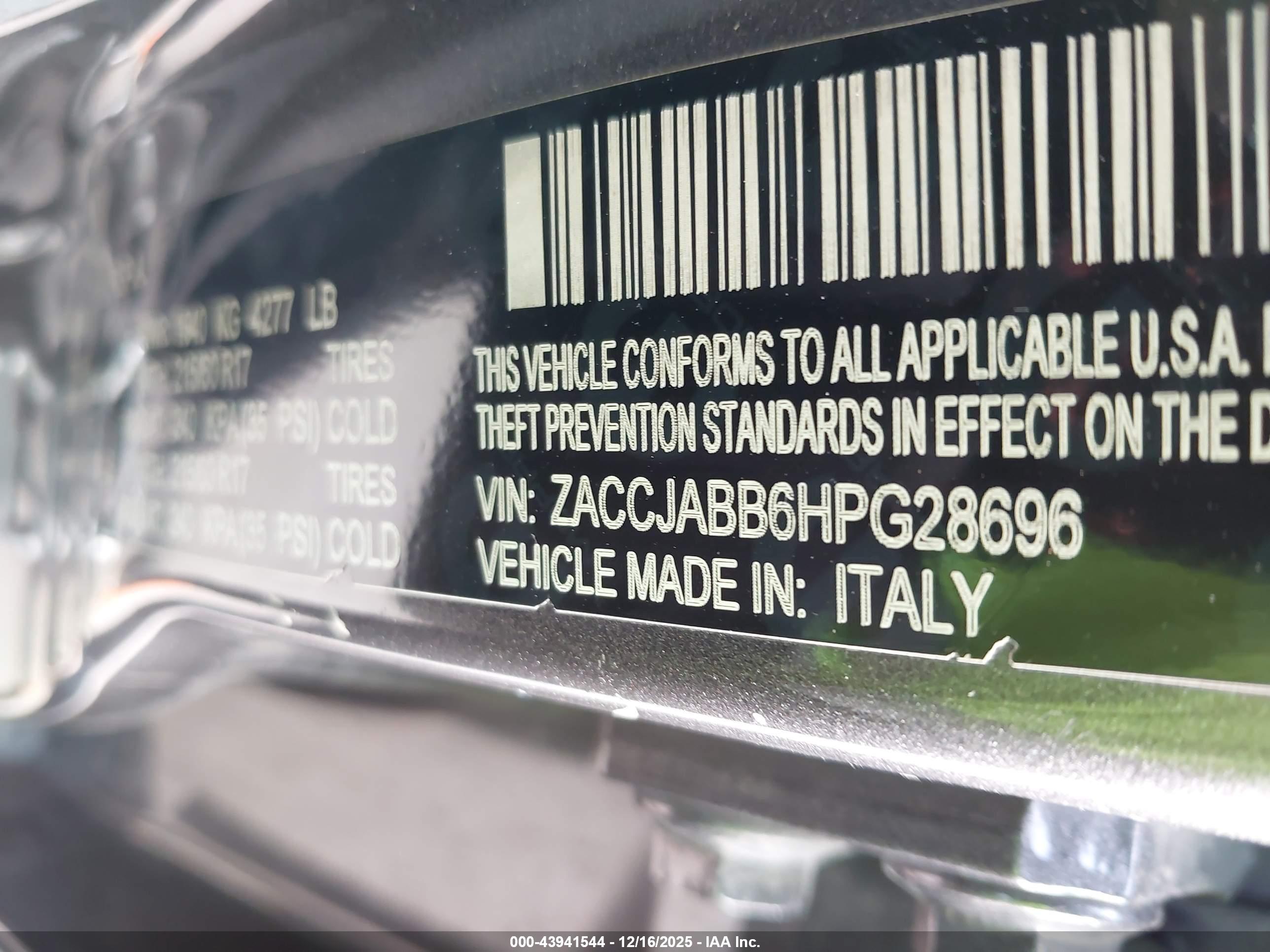 JEEP RENEGADE image 9