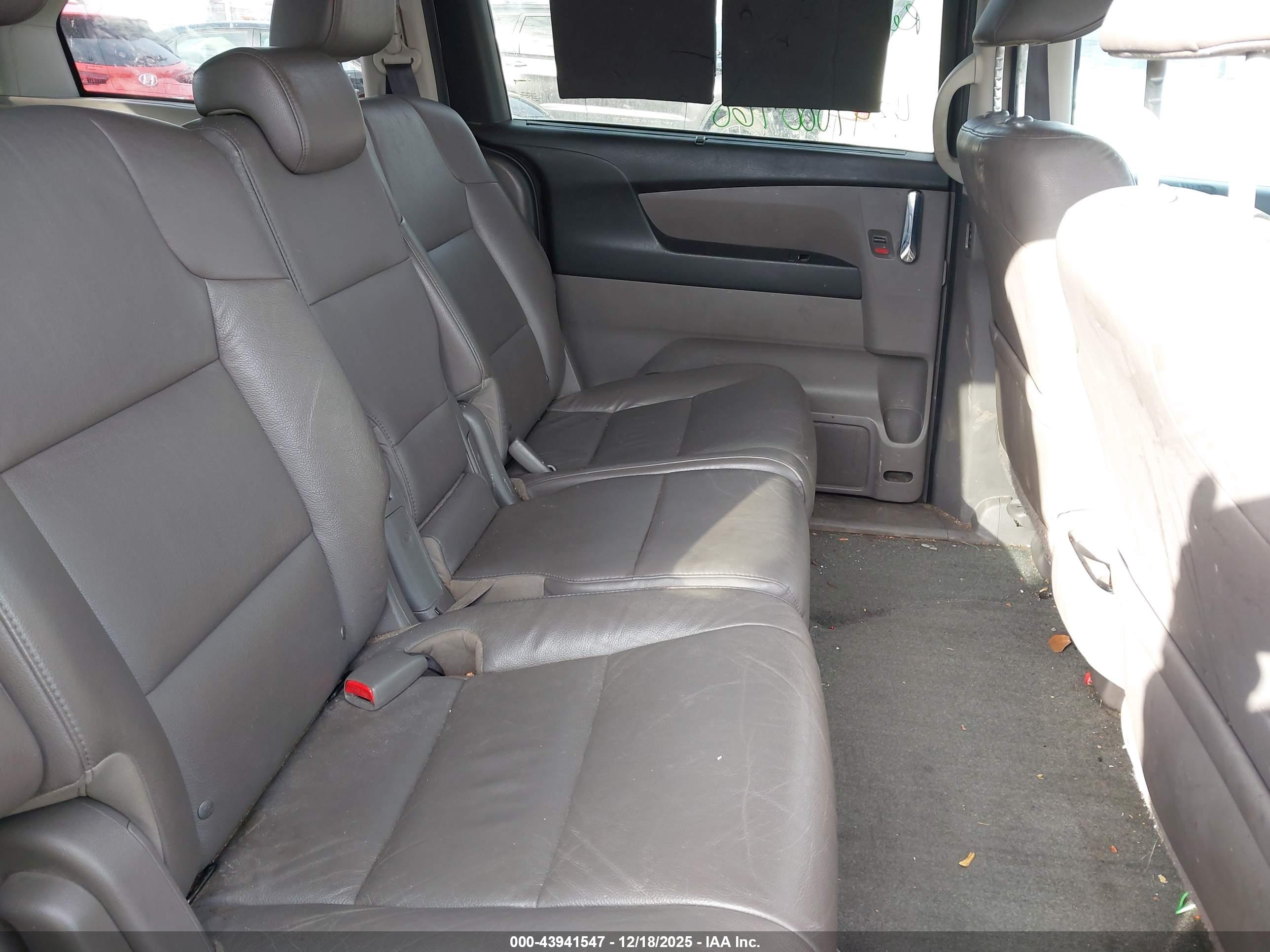 HONDA ODYSSEY image 8