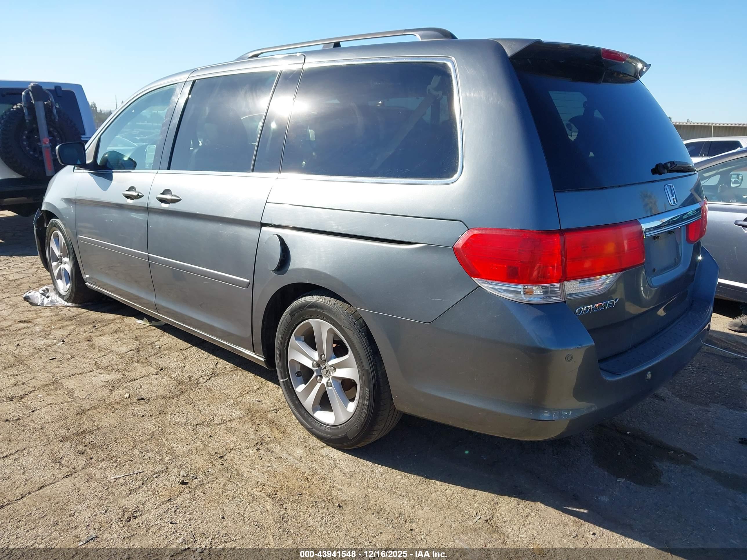 HONDA ODYSSEY image 3