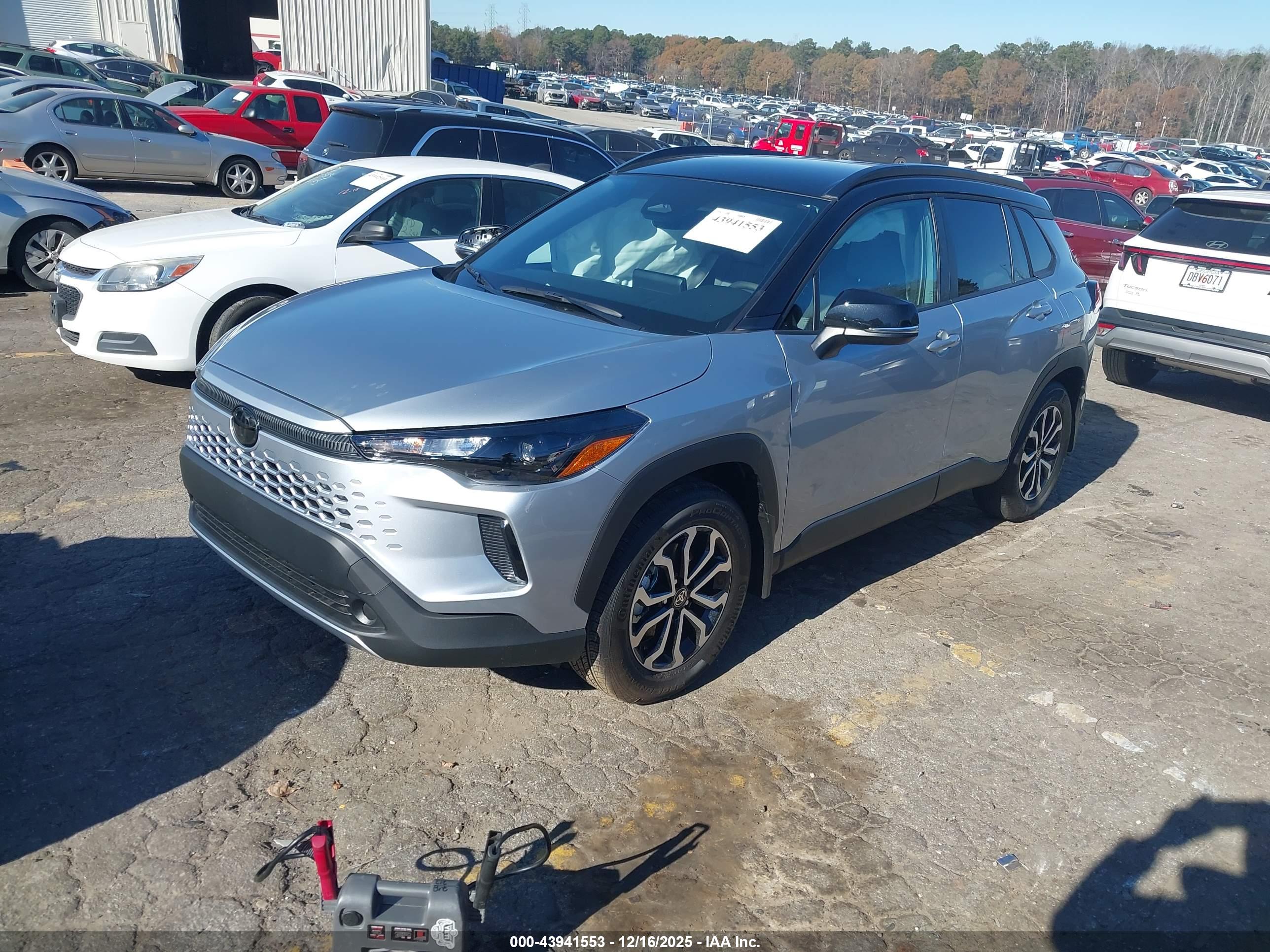 TOYOTA COROLLA image 2