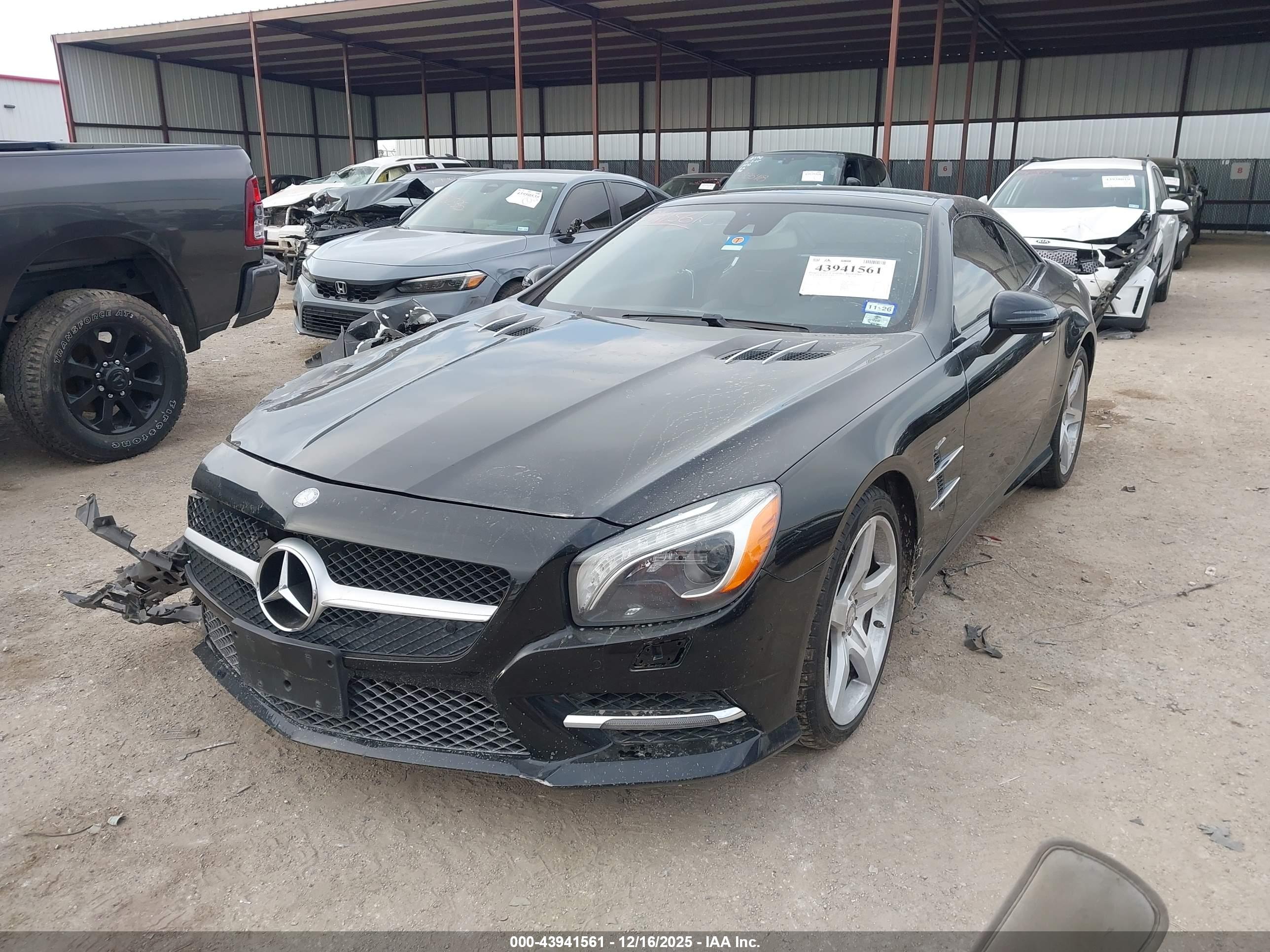 MERCEDES-BENZ SL image 2