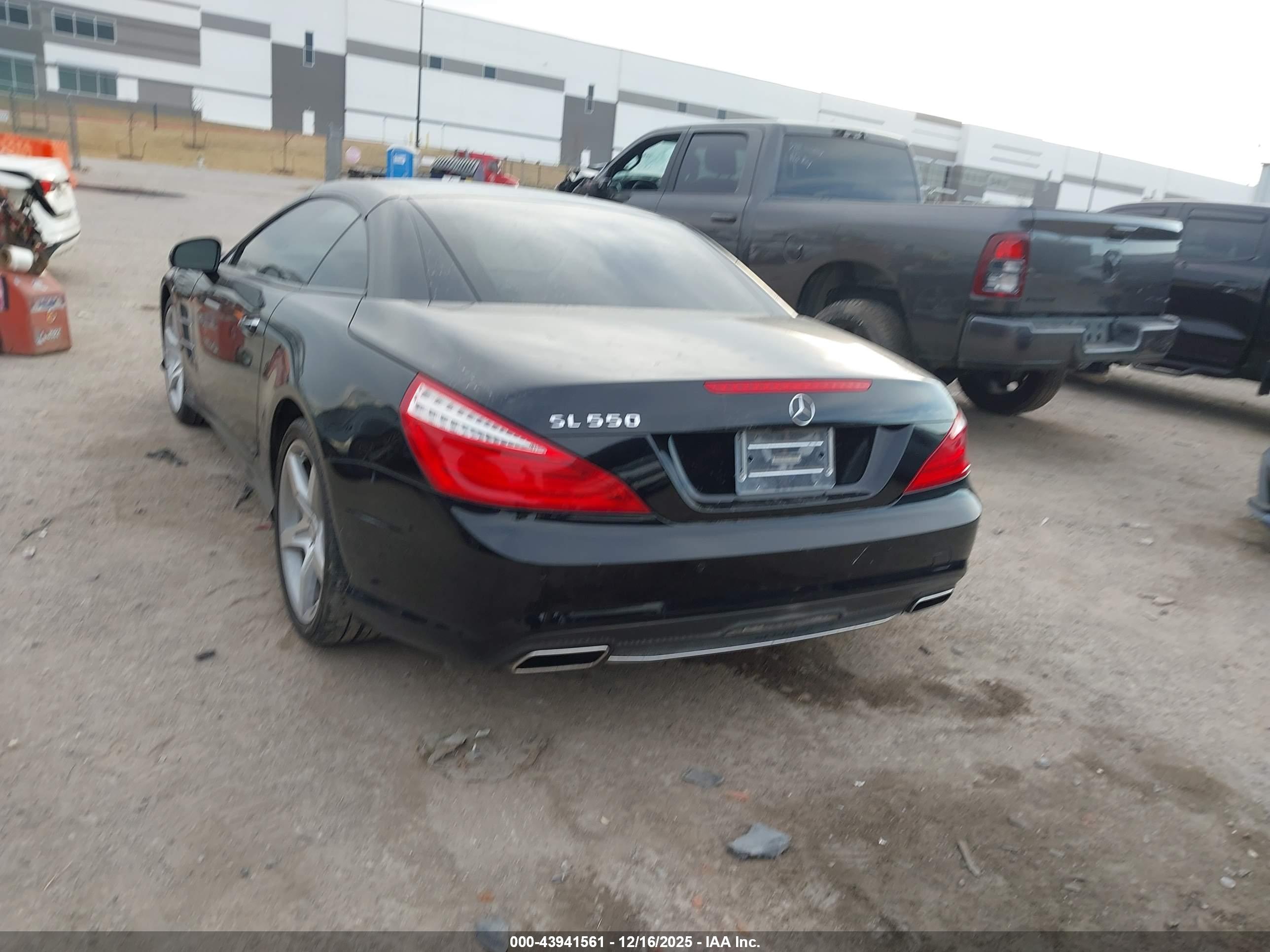 MERCEDES-BENZ SL image 3
