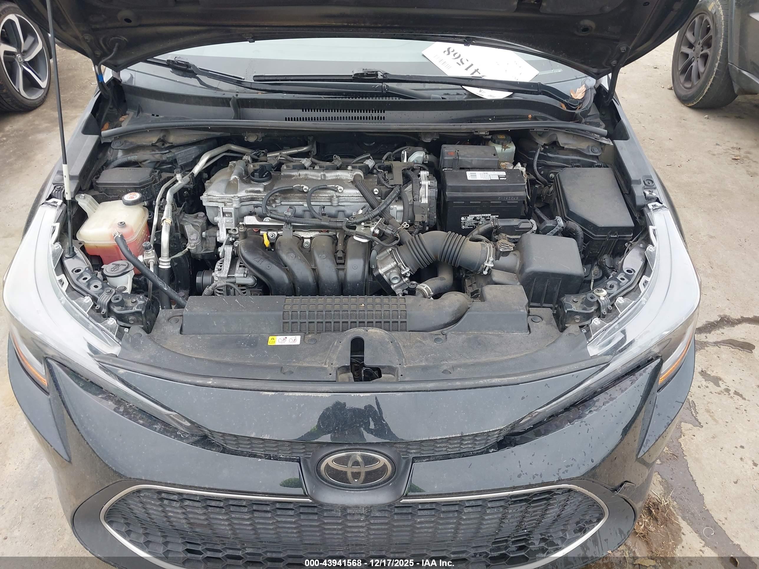 TOYOTA COROLLA image 10