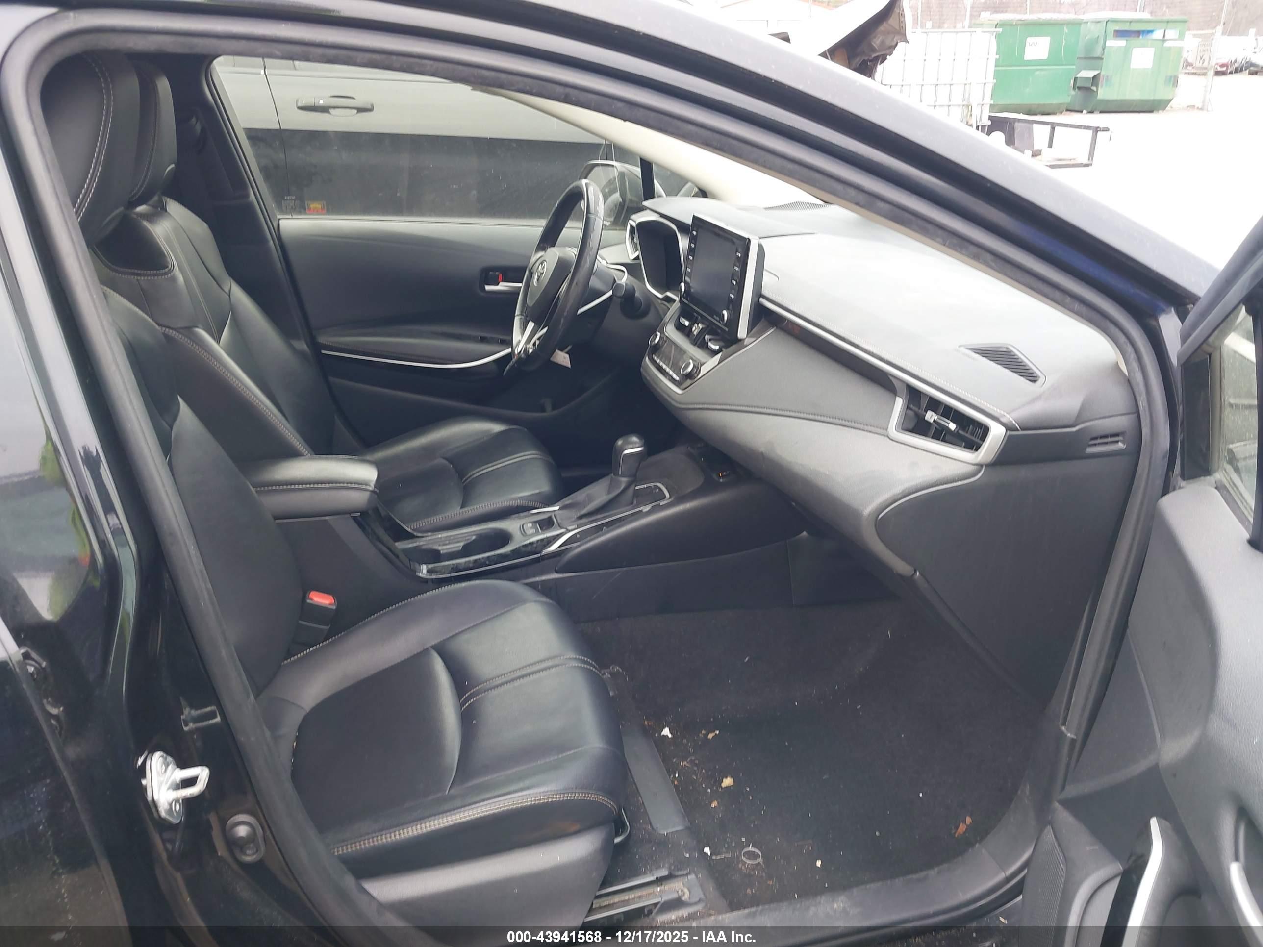 TOYOTA COROLLA image 5