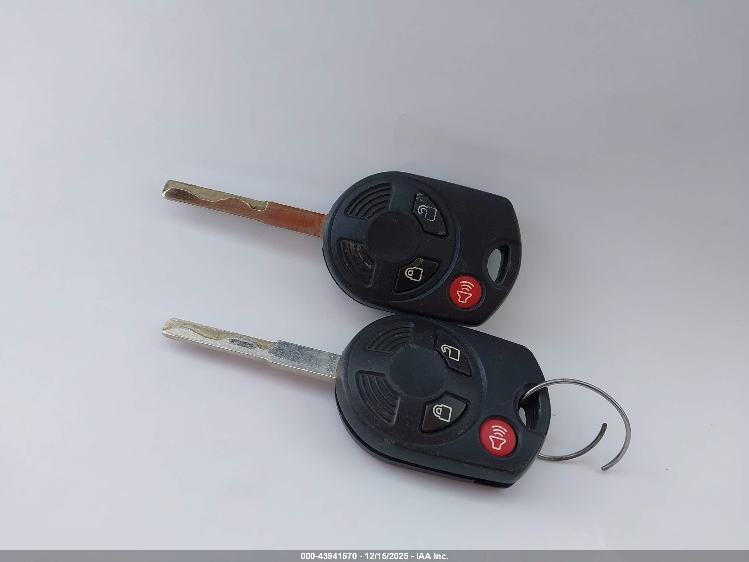 FORD ESCAPE image 11