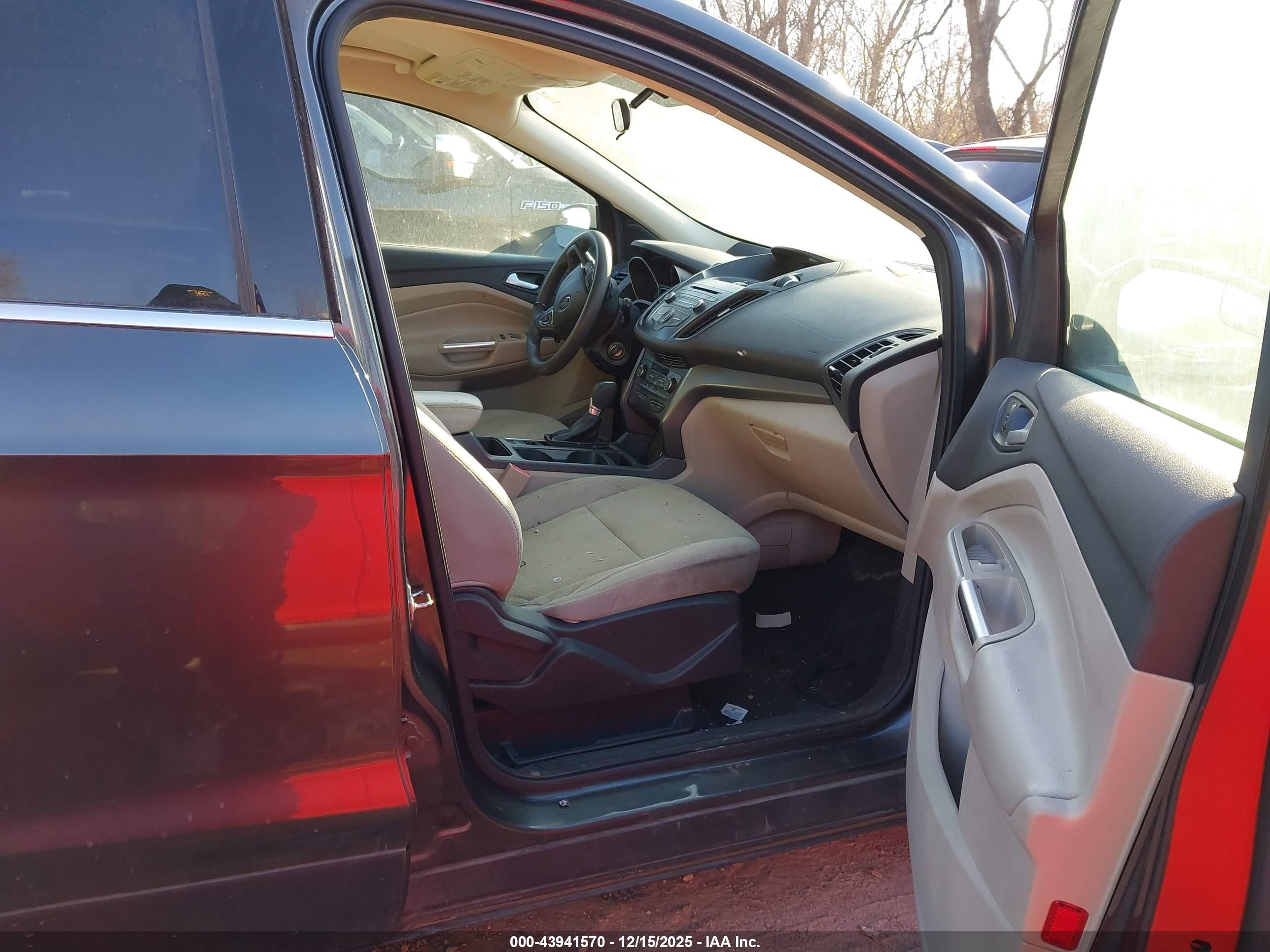 FORD ESCAPE image 5