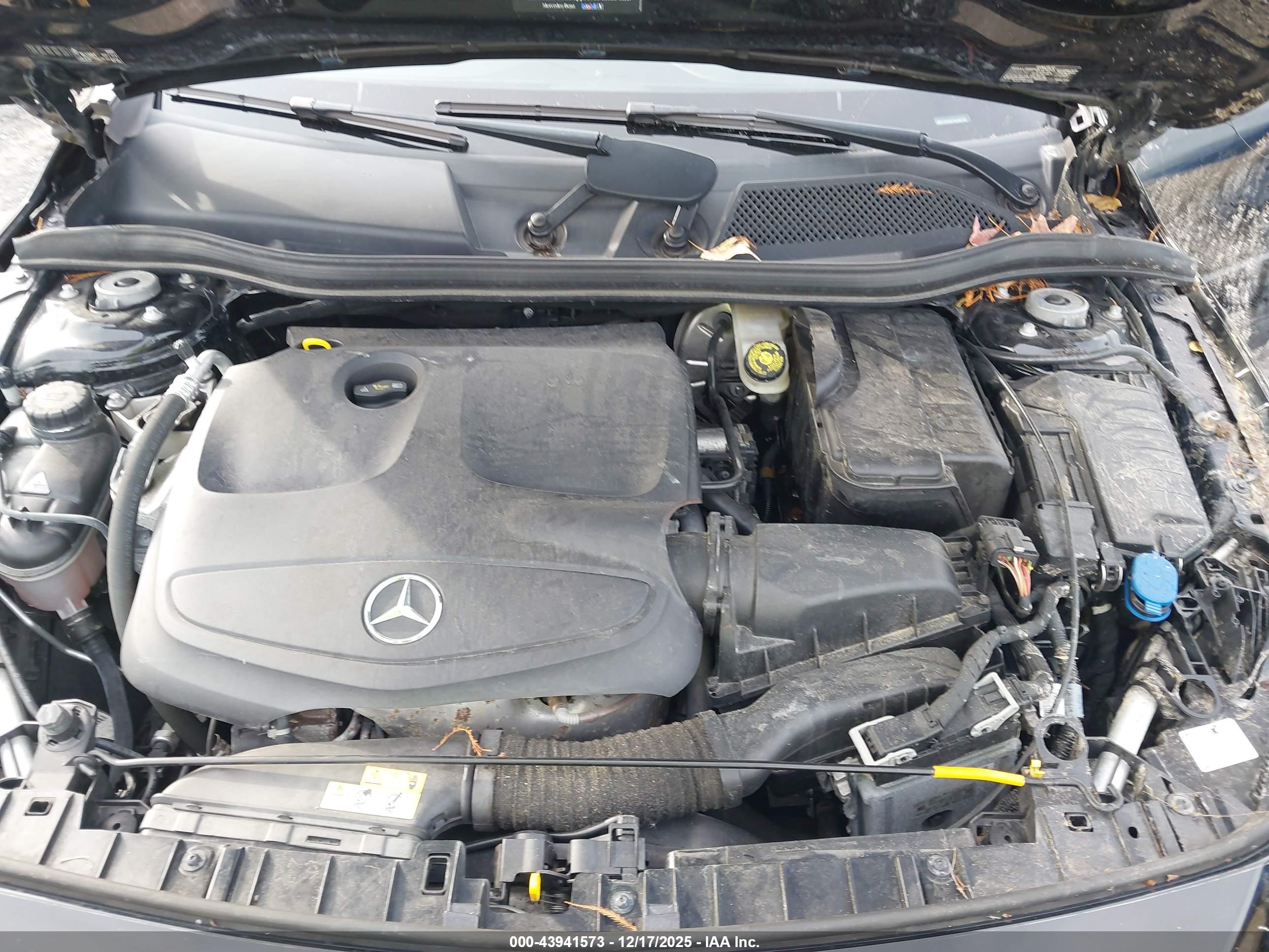 MERCEDES-BENZ GLA image 10