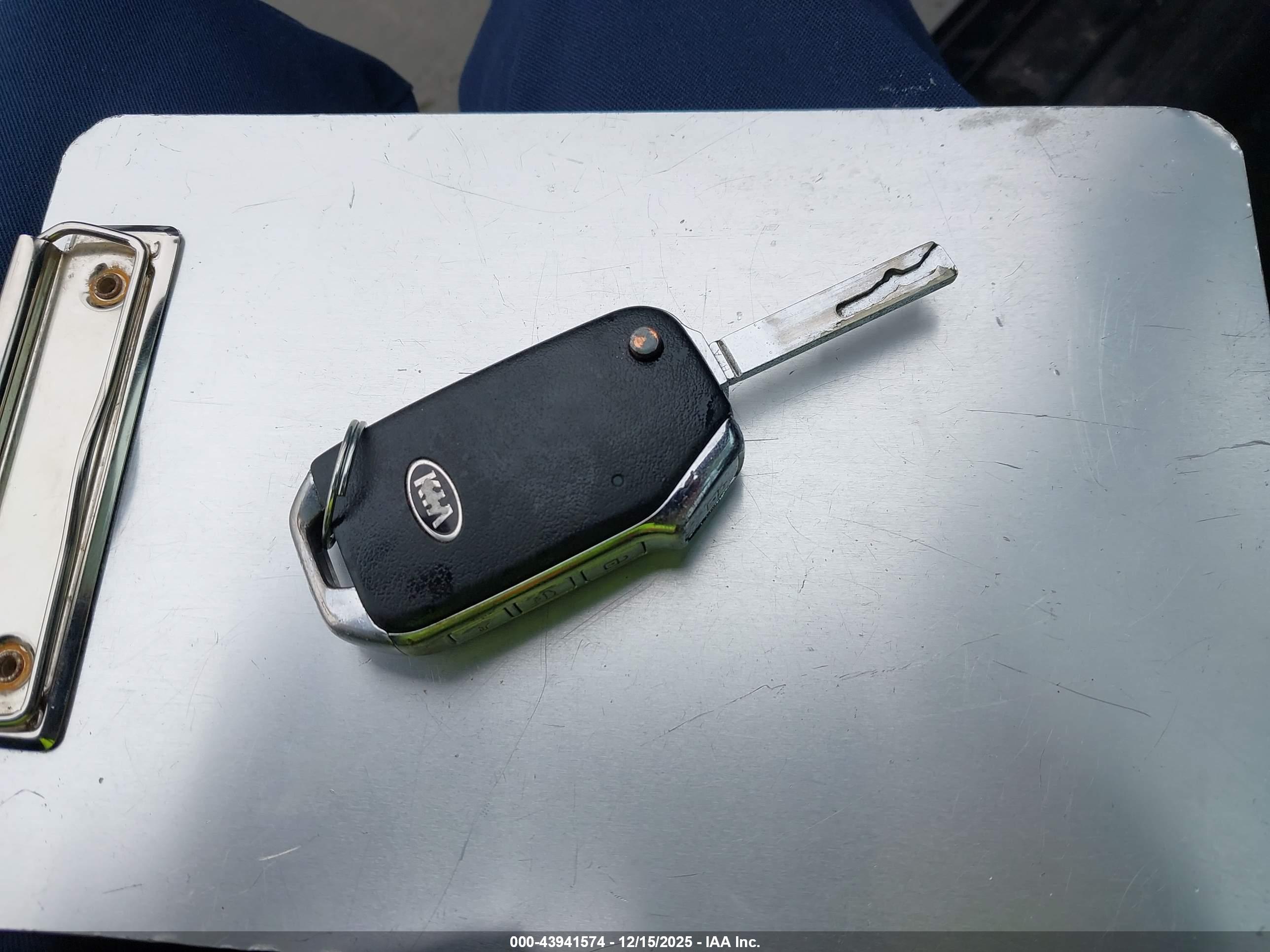 KIA FORTE image 11