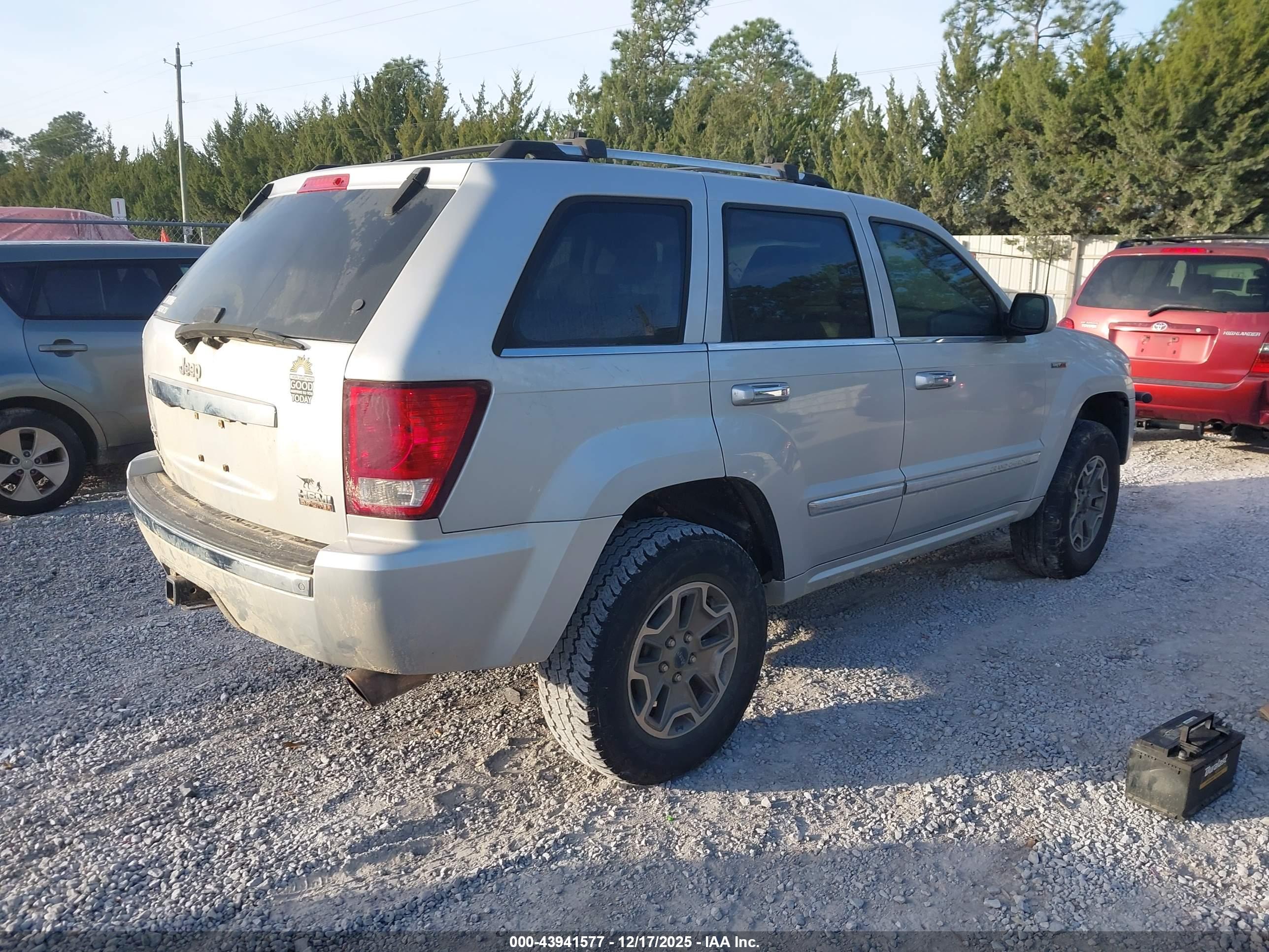JEEP GRAND image 4