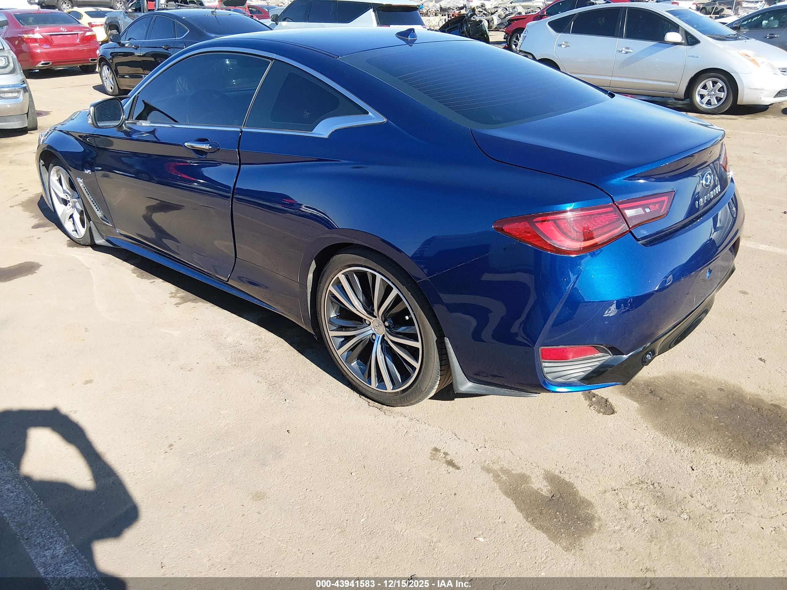 INFINITI Q60 image 3