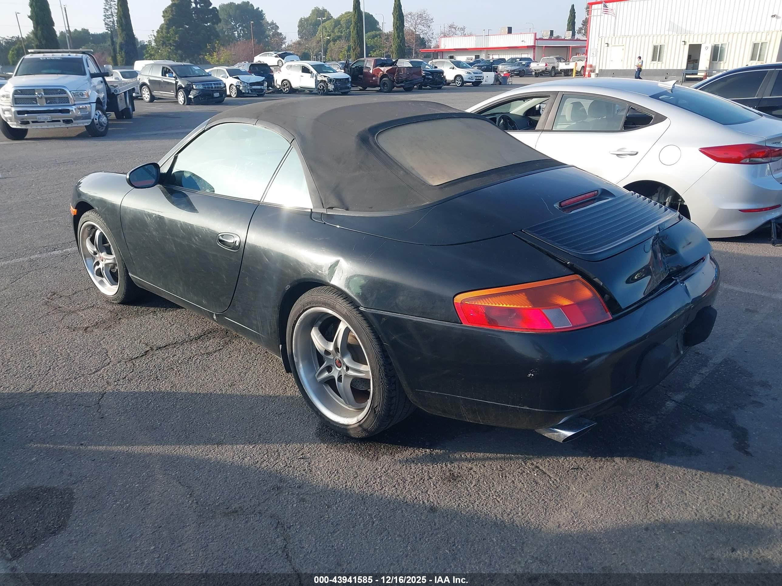 PORSCHE 911 image 3