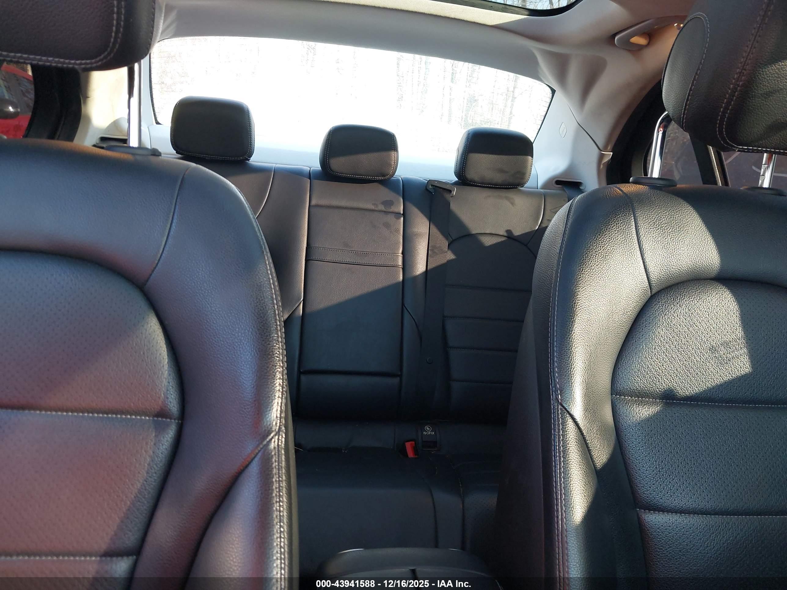 MERCEDES-BENZ C image 8