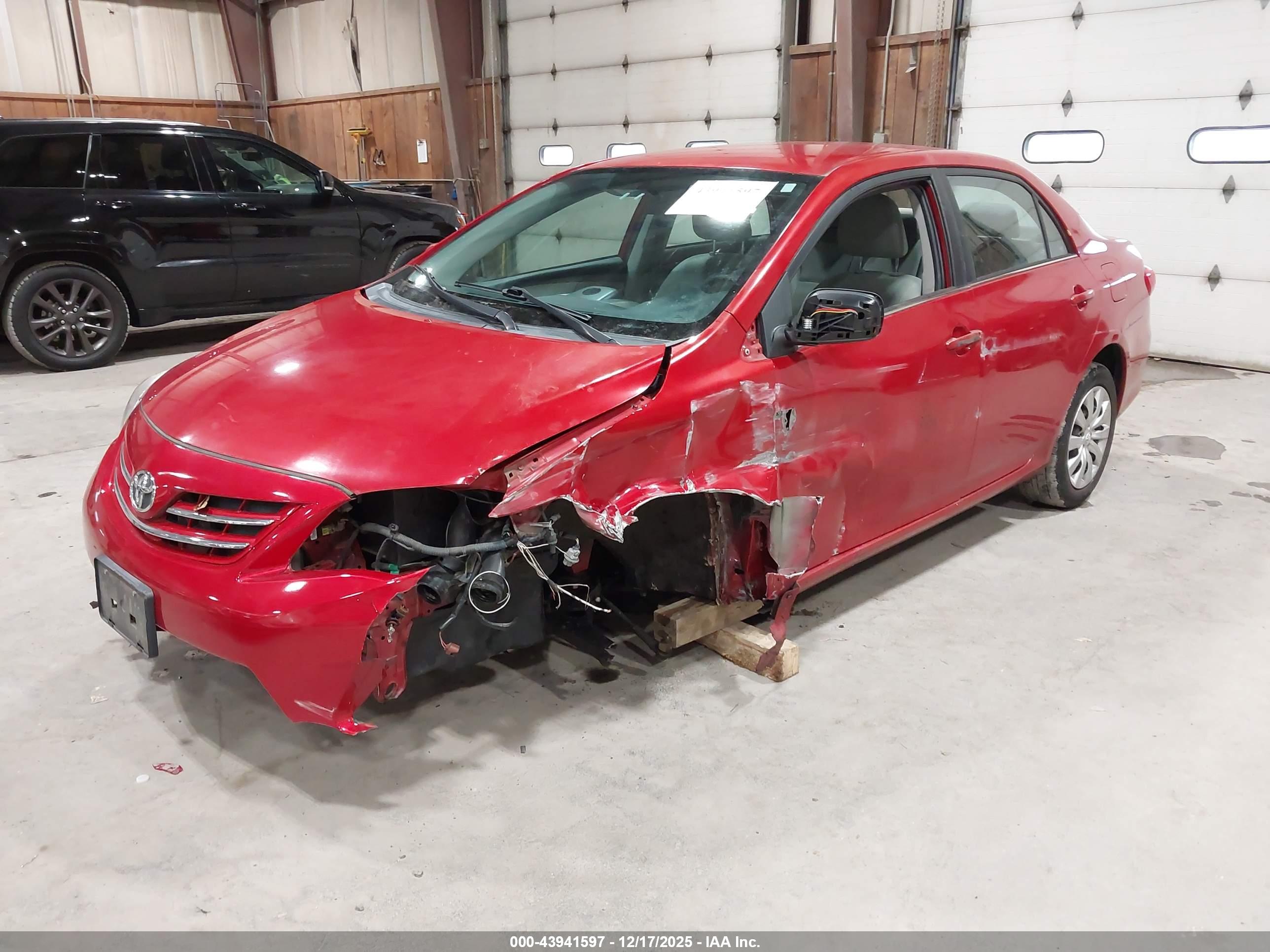 TOYOTA COROLLA image 2
