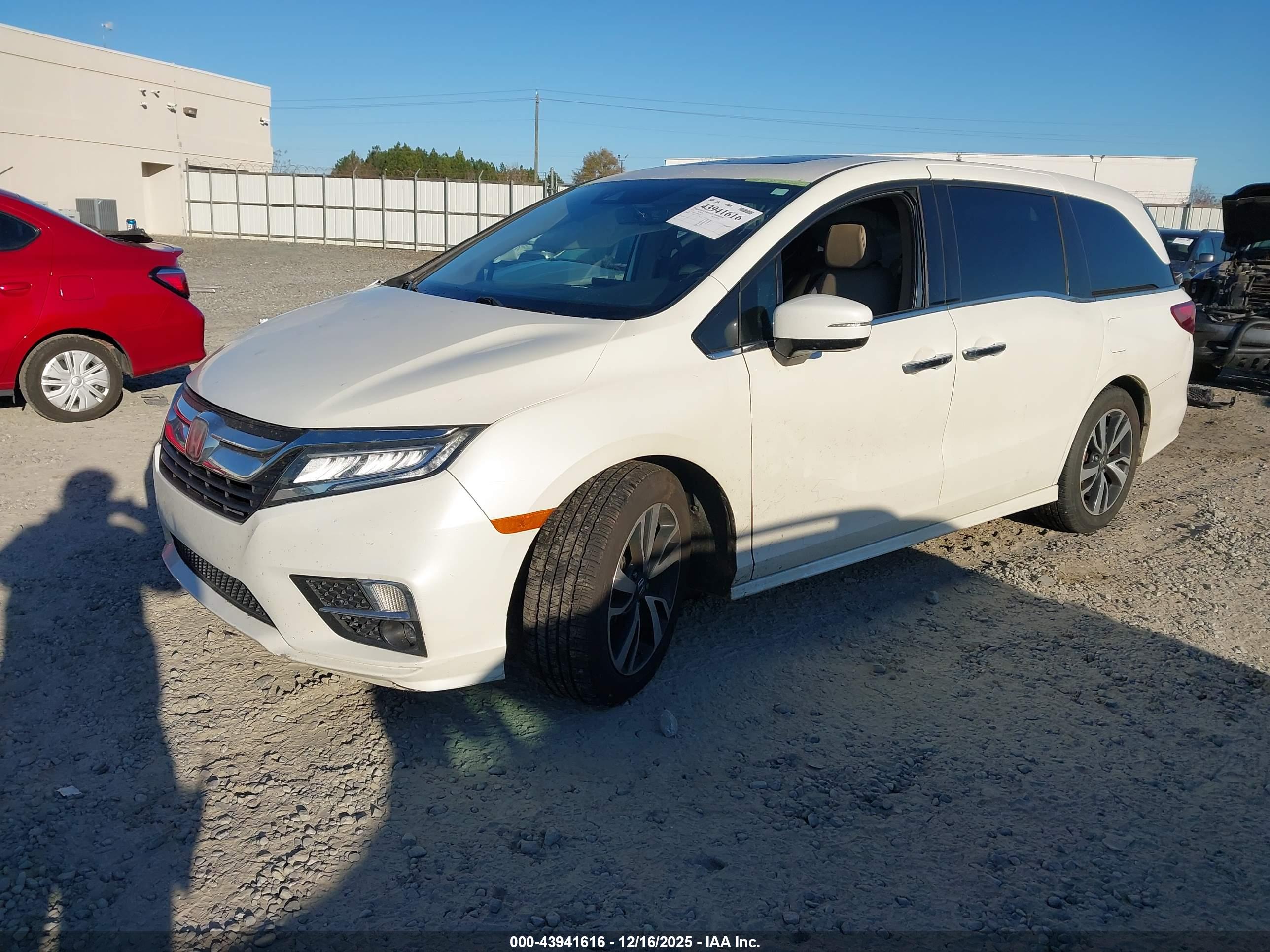 HONDA ODYSSEY image 2