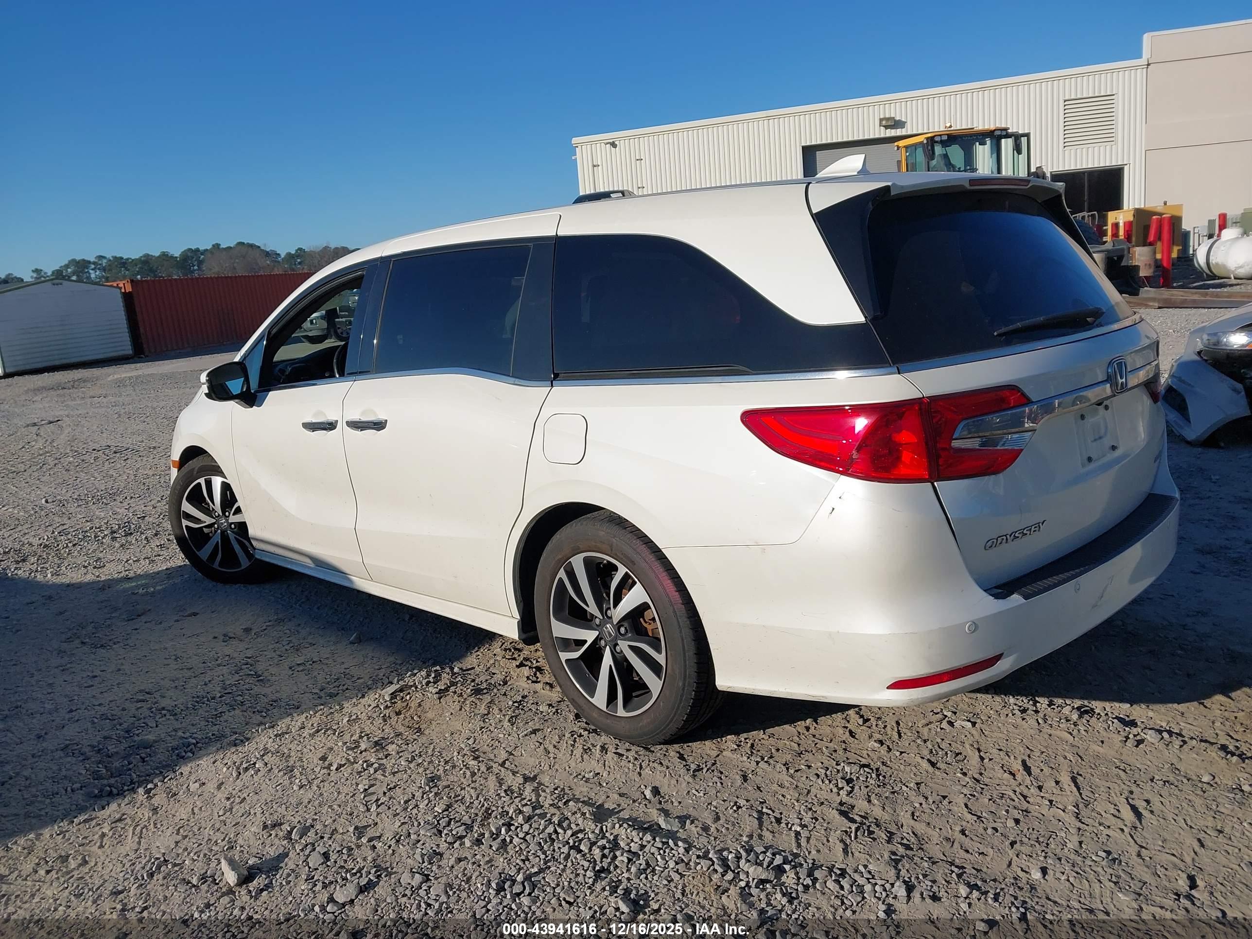 HONDA ODYSSEY image 3