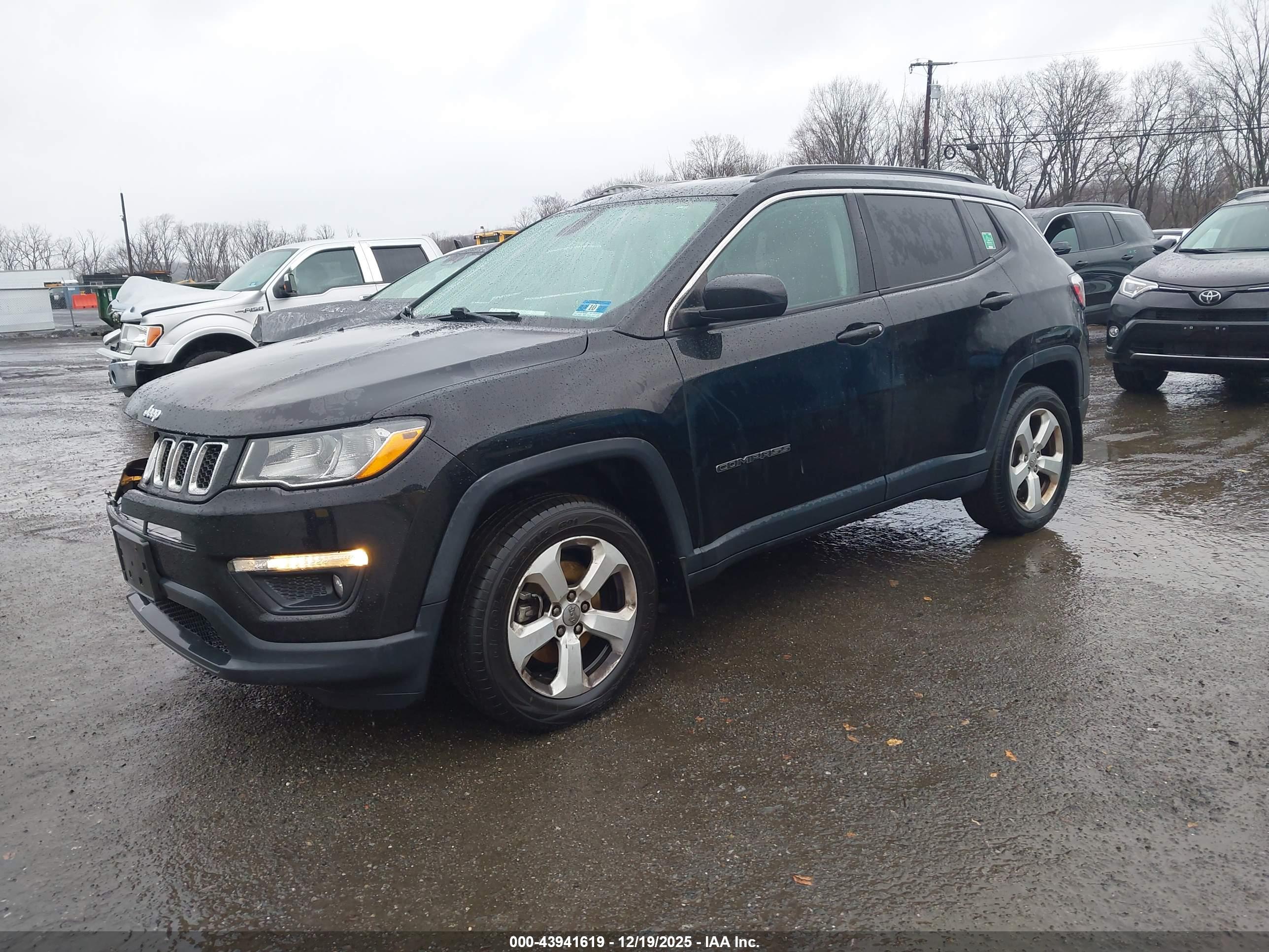 JEEP COMPASS image 2