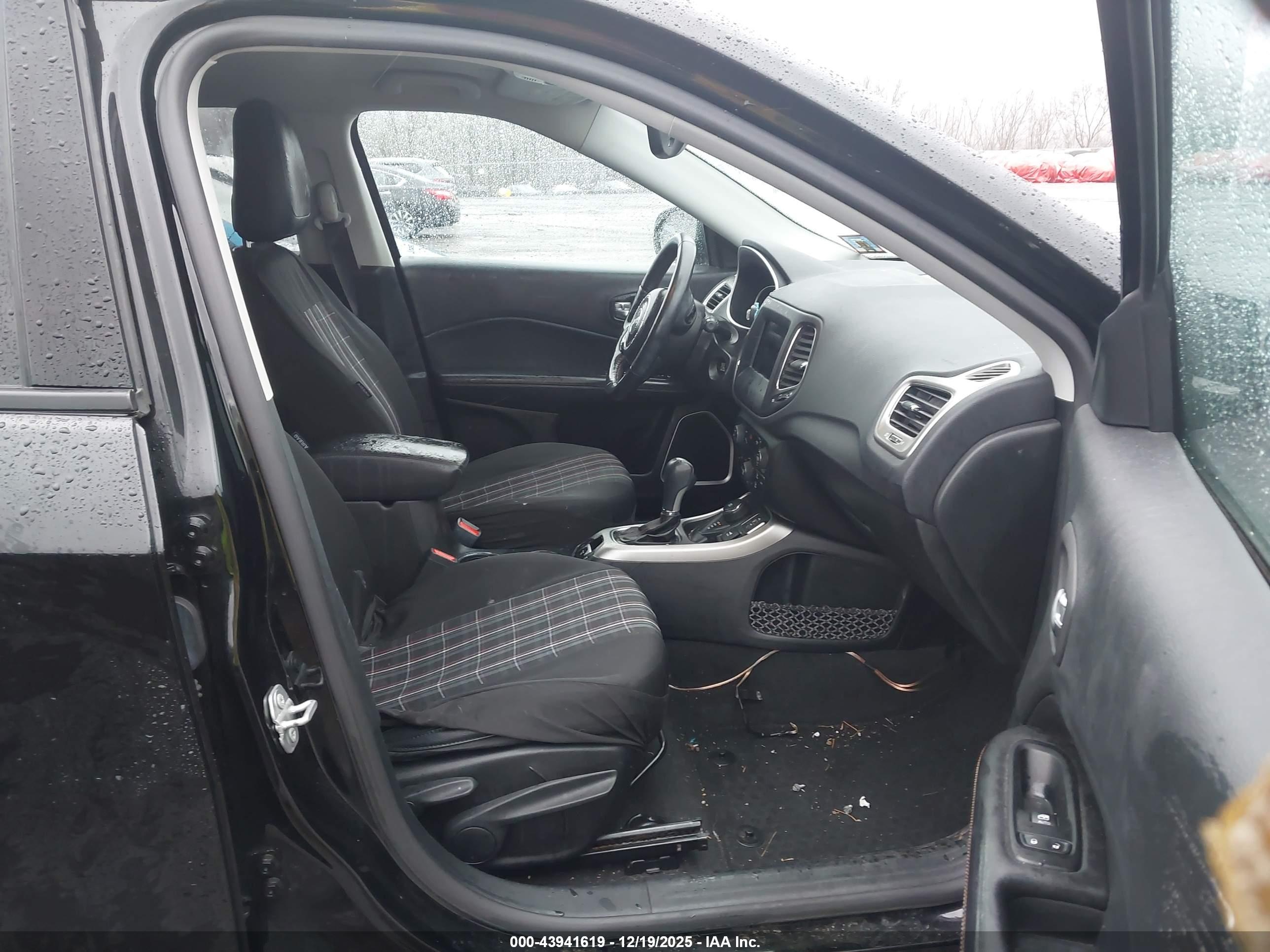 JEEP COMPASS image 5