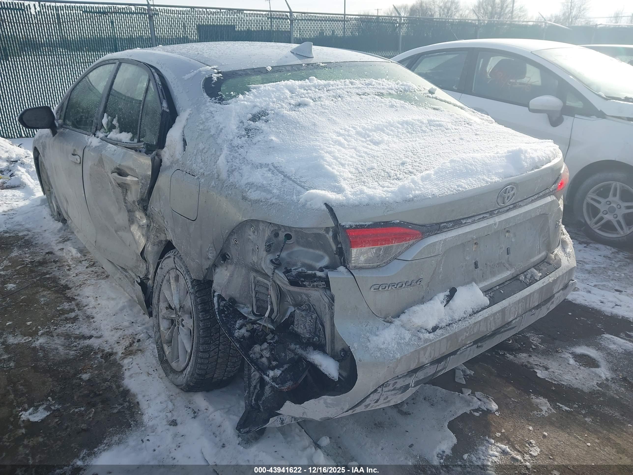 TOYOTA COROLLA image 3