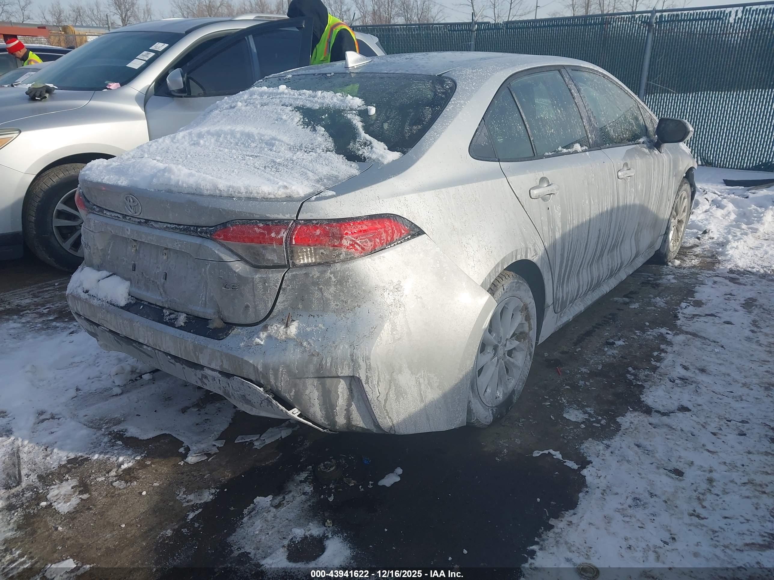 TOYOTA COROLLA image 4