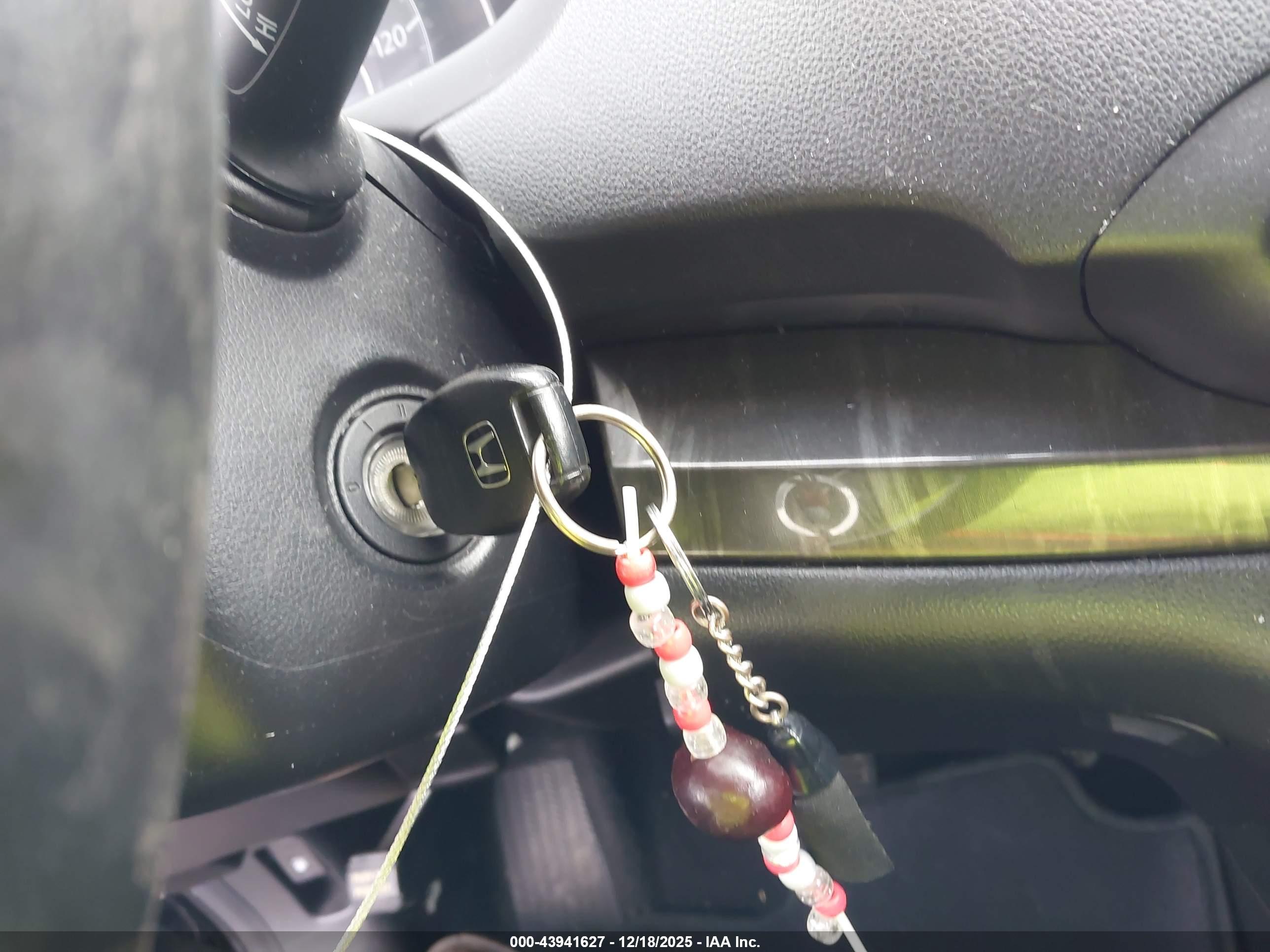 HONDA CR-V image 11