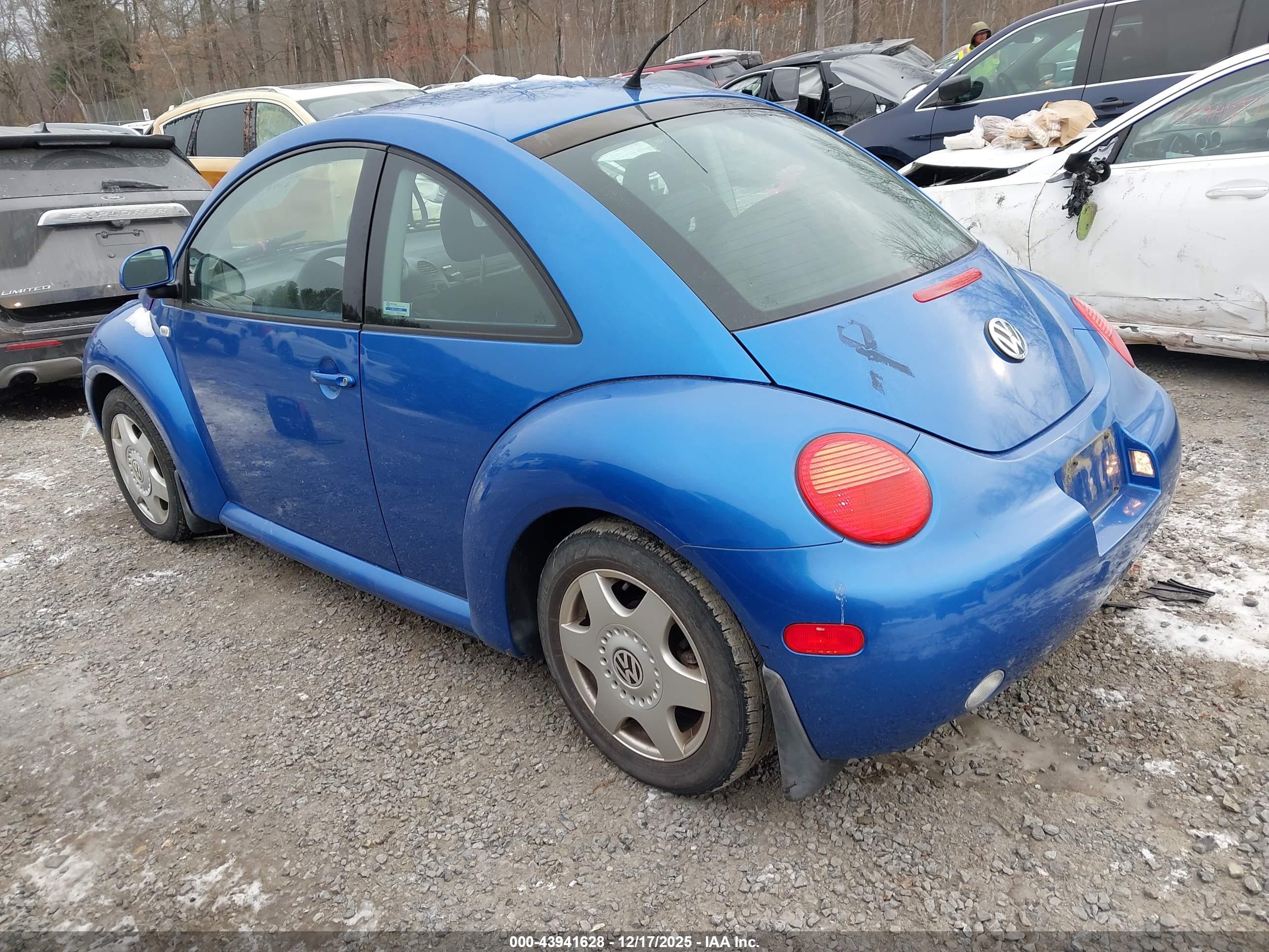 VOLKSWAGEN NEW image 3