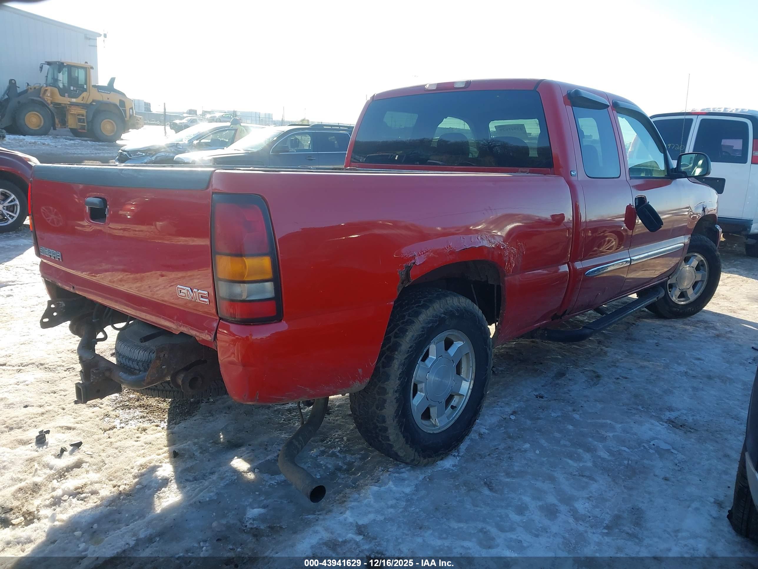 GMC SIERRA image 4
