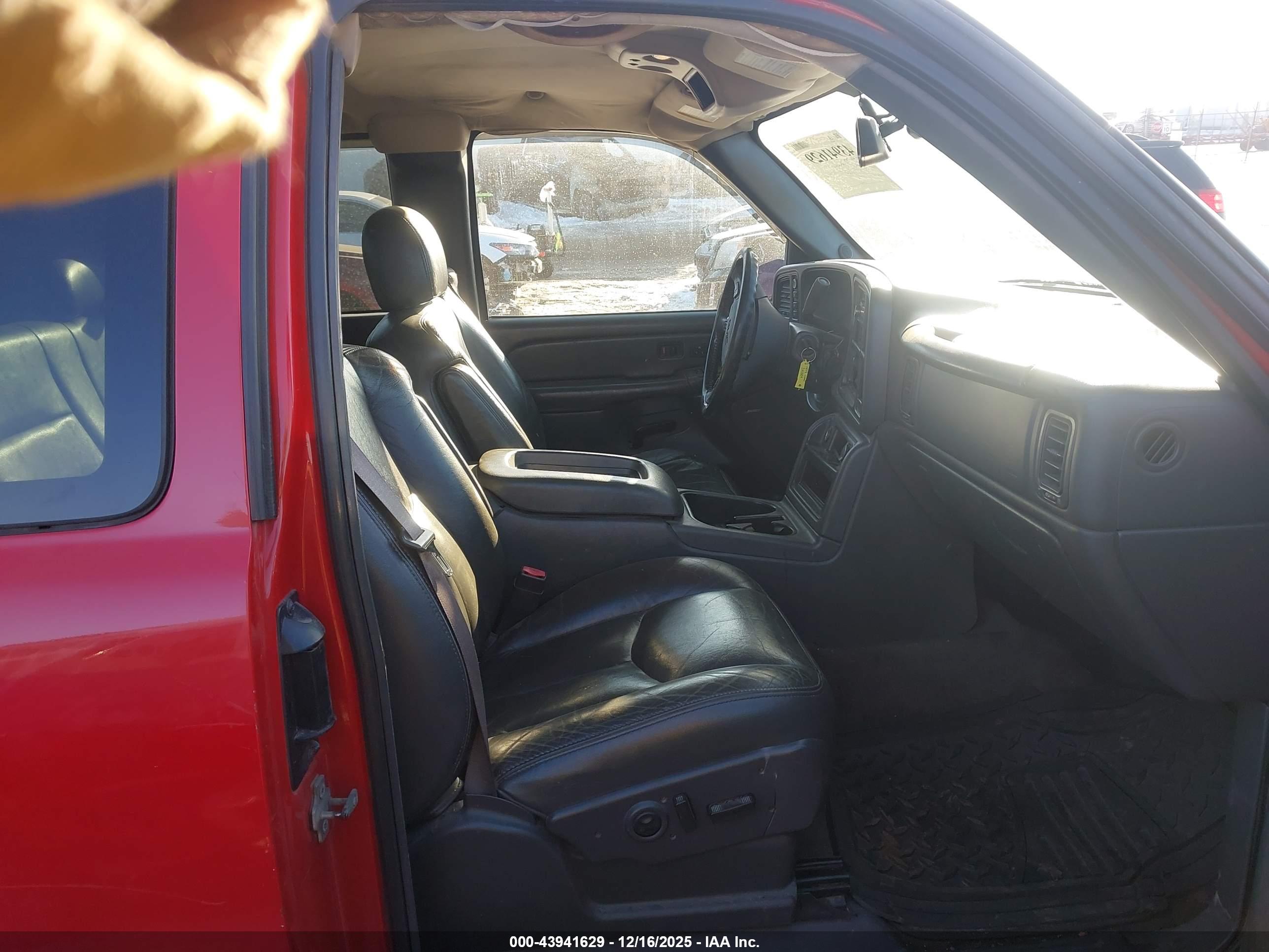 GMC SIERRA image 5