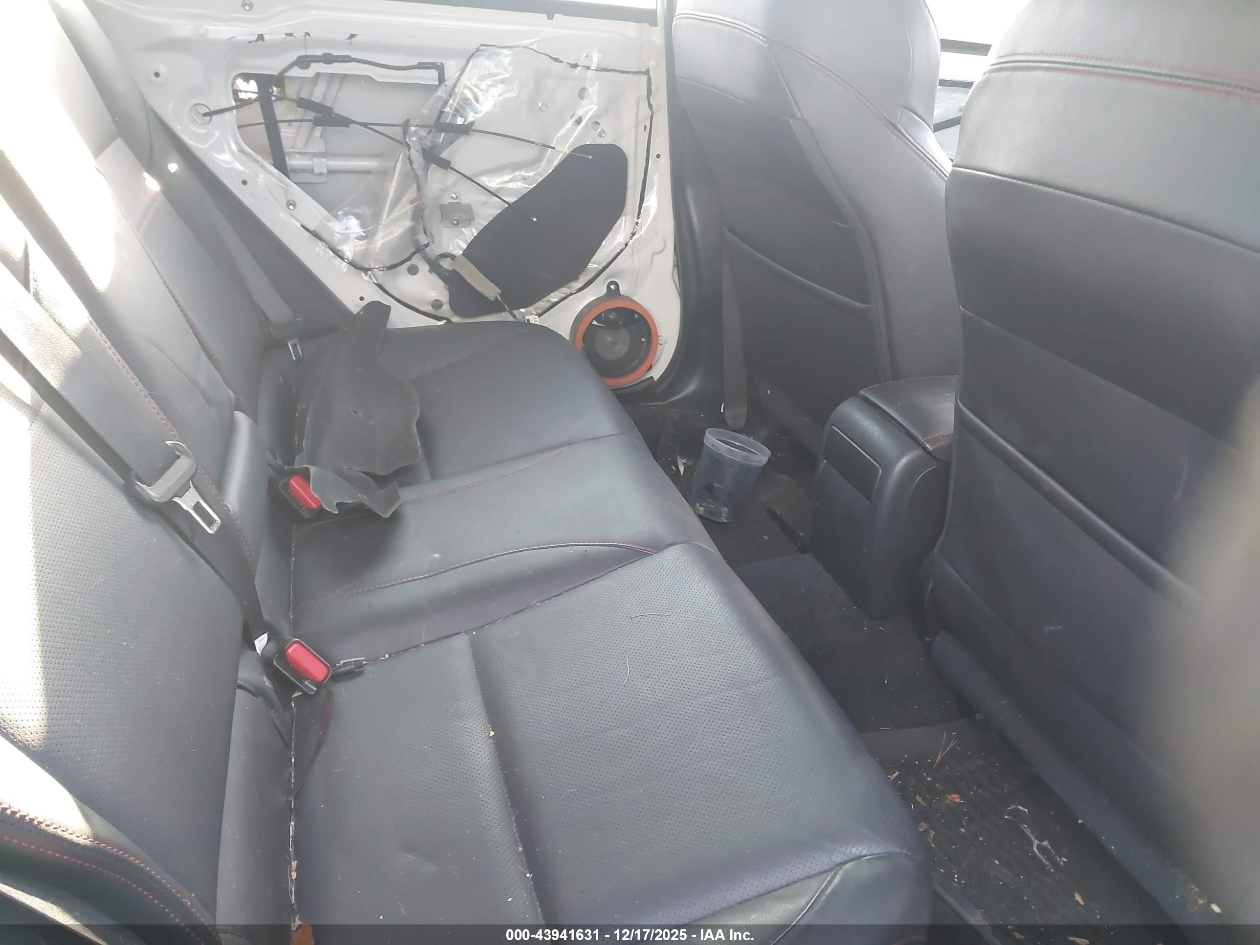 SUBARU WRX image 8