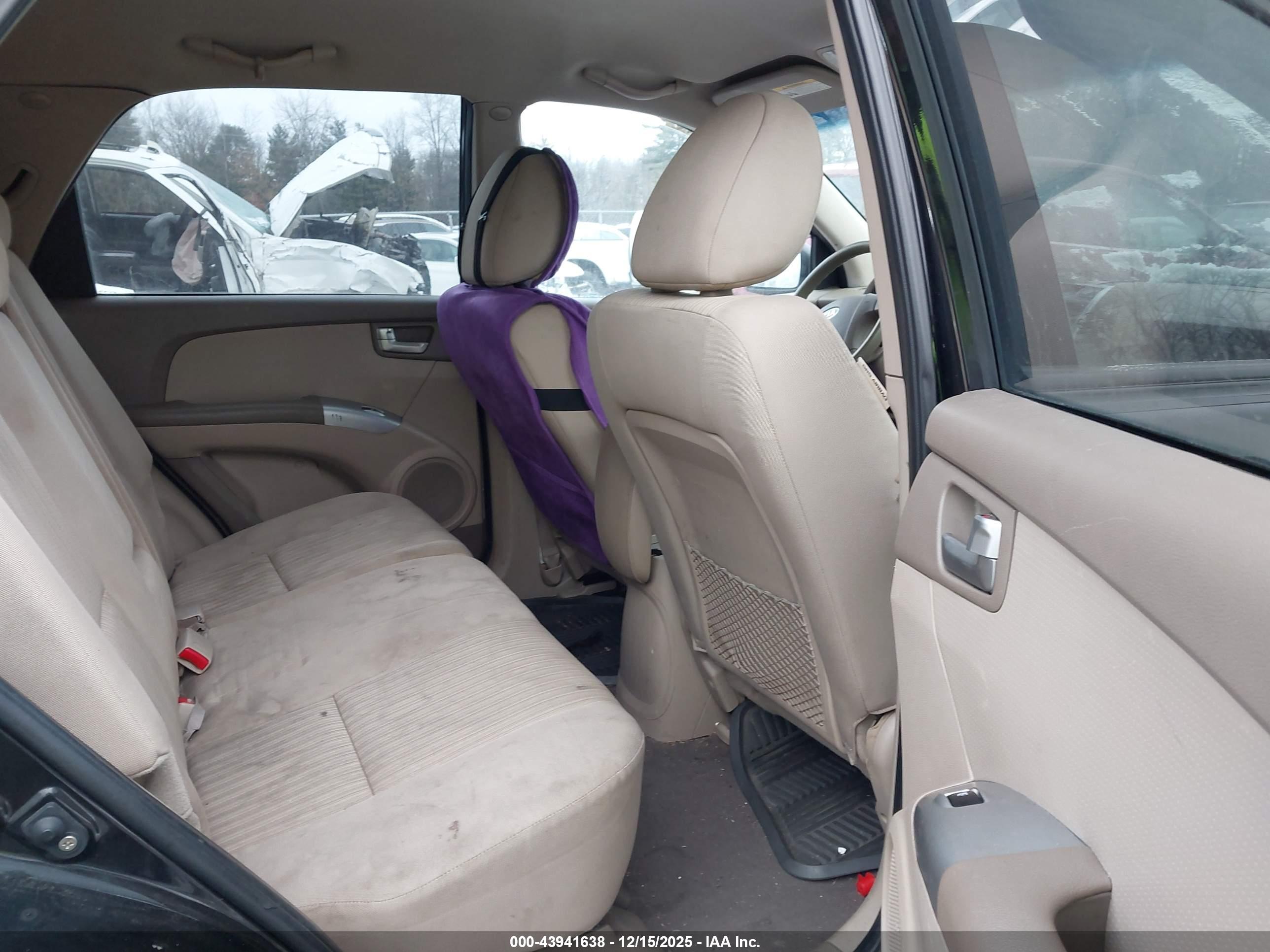 KIA SPORTAGE image 8
