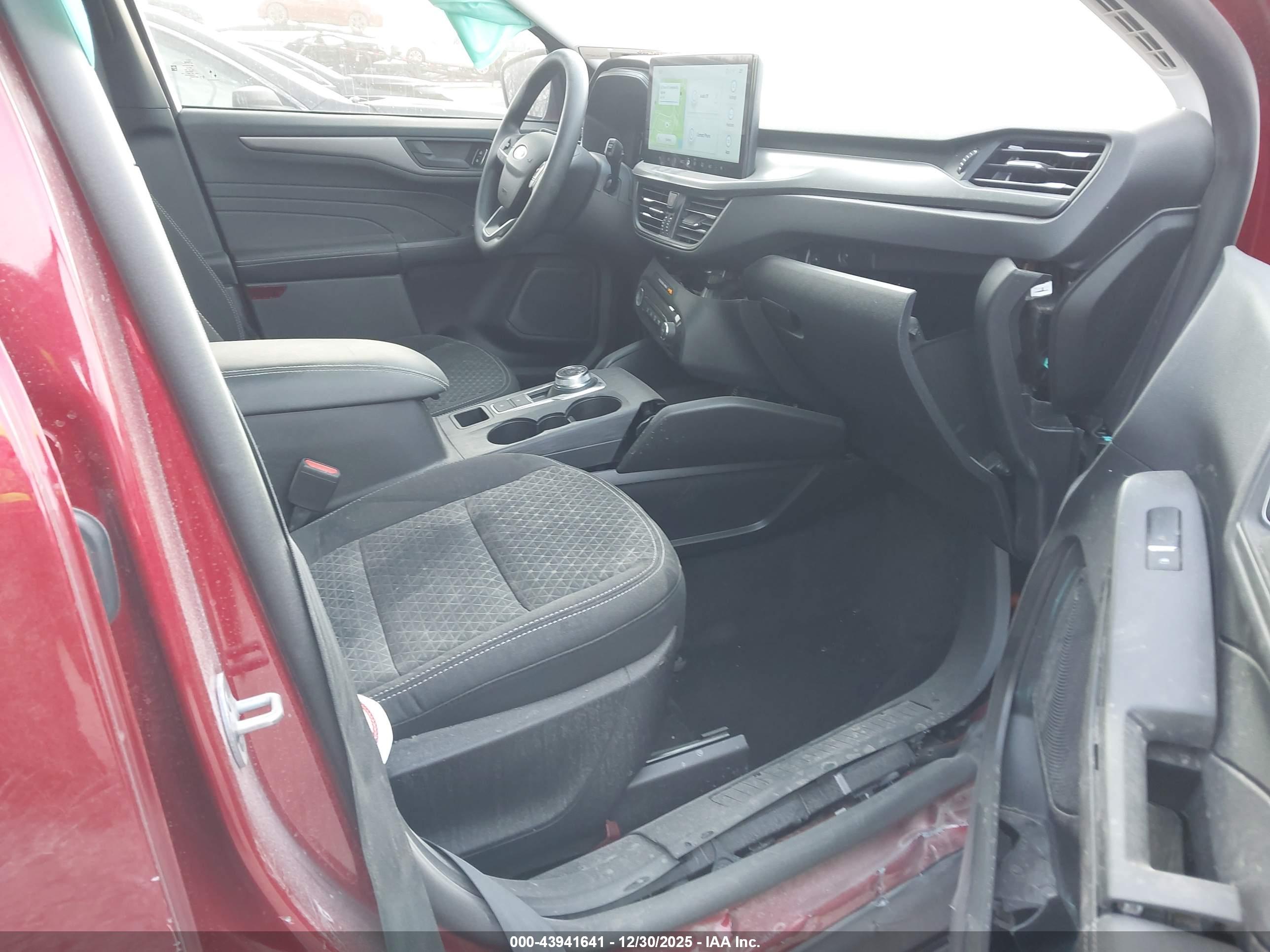 FORD ESCAPE image 5