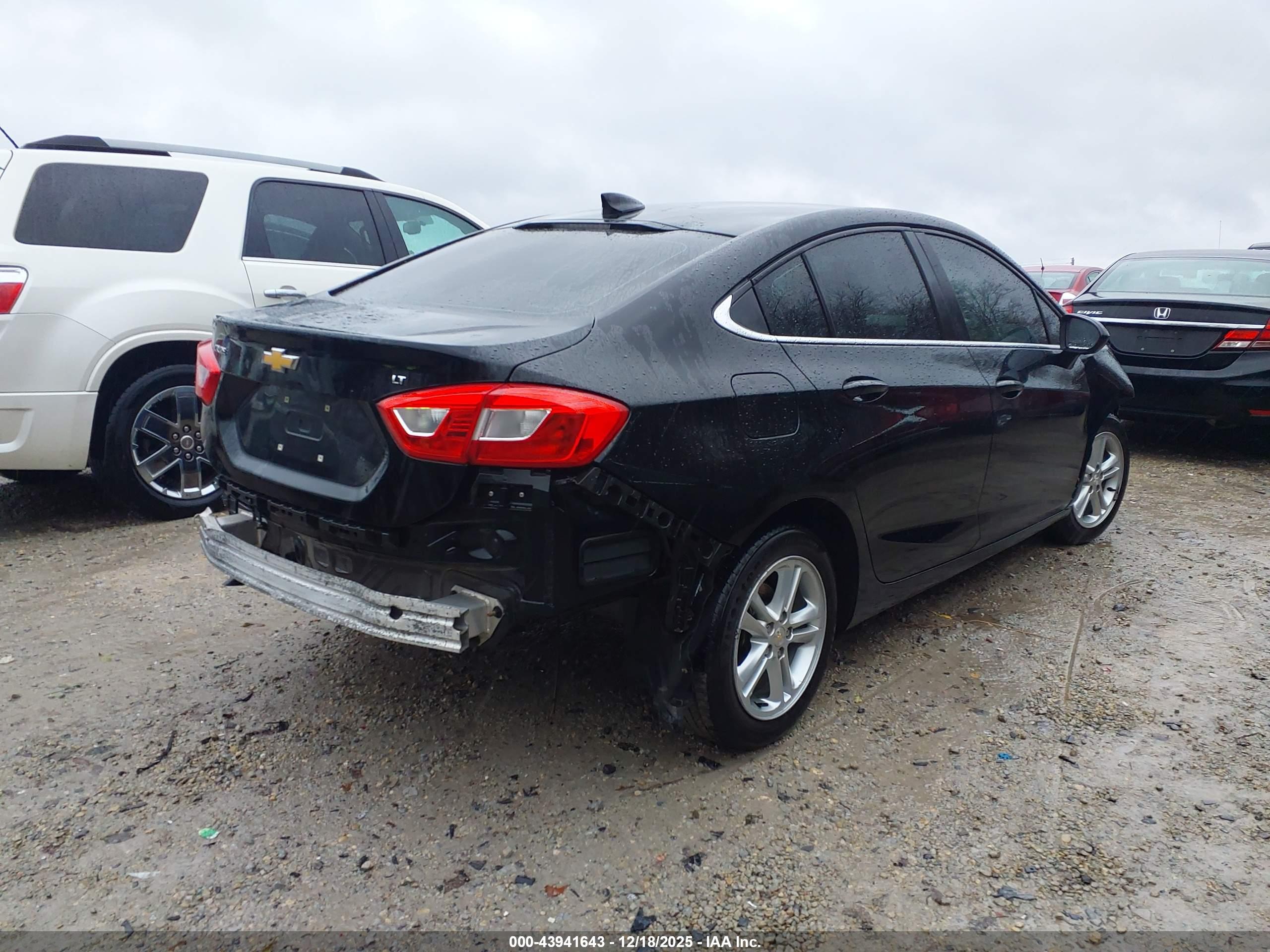 CHEVROLET CRUZE image 4