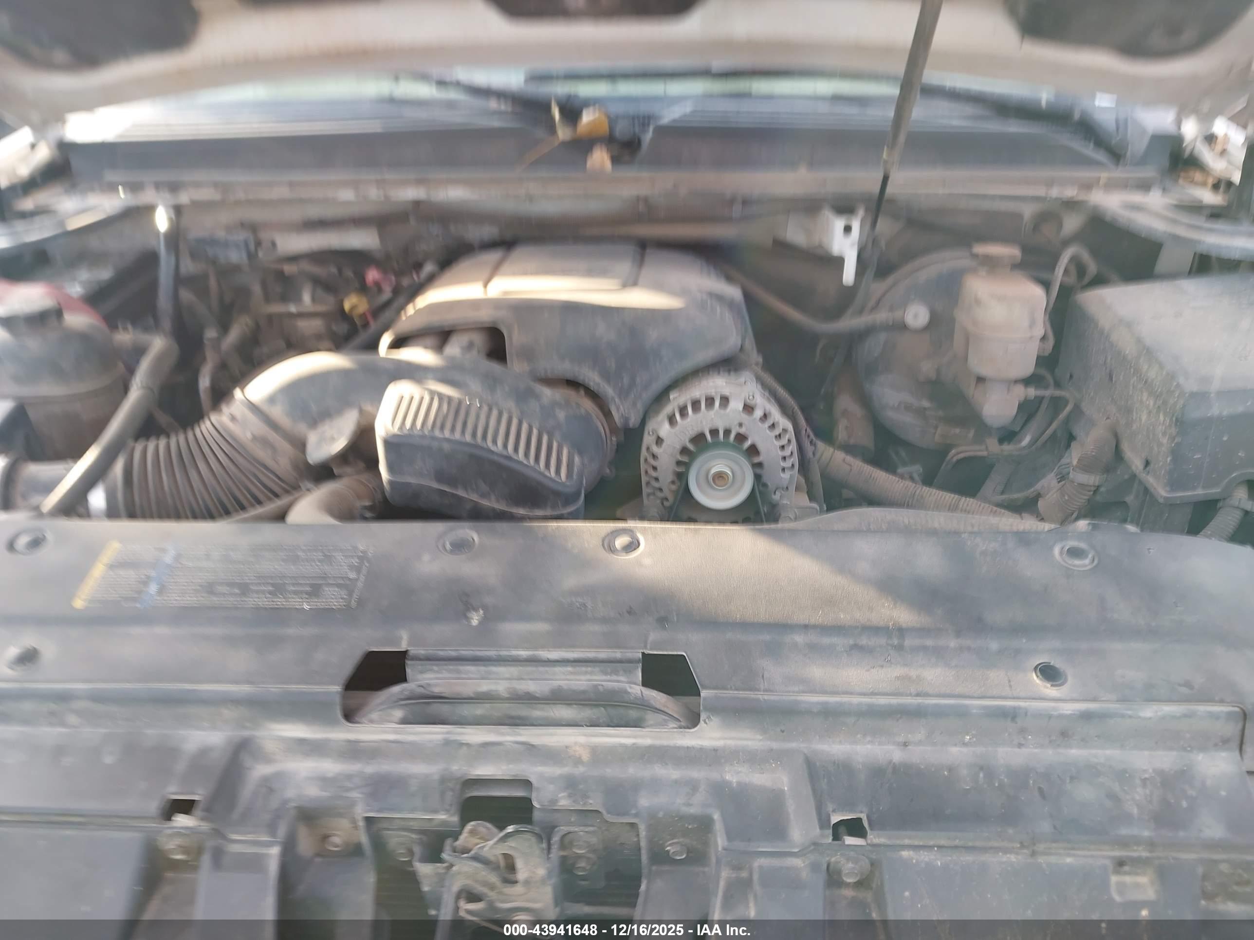 GMC YUKON image 10