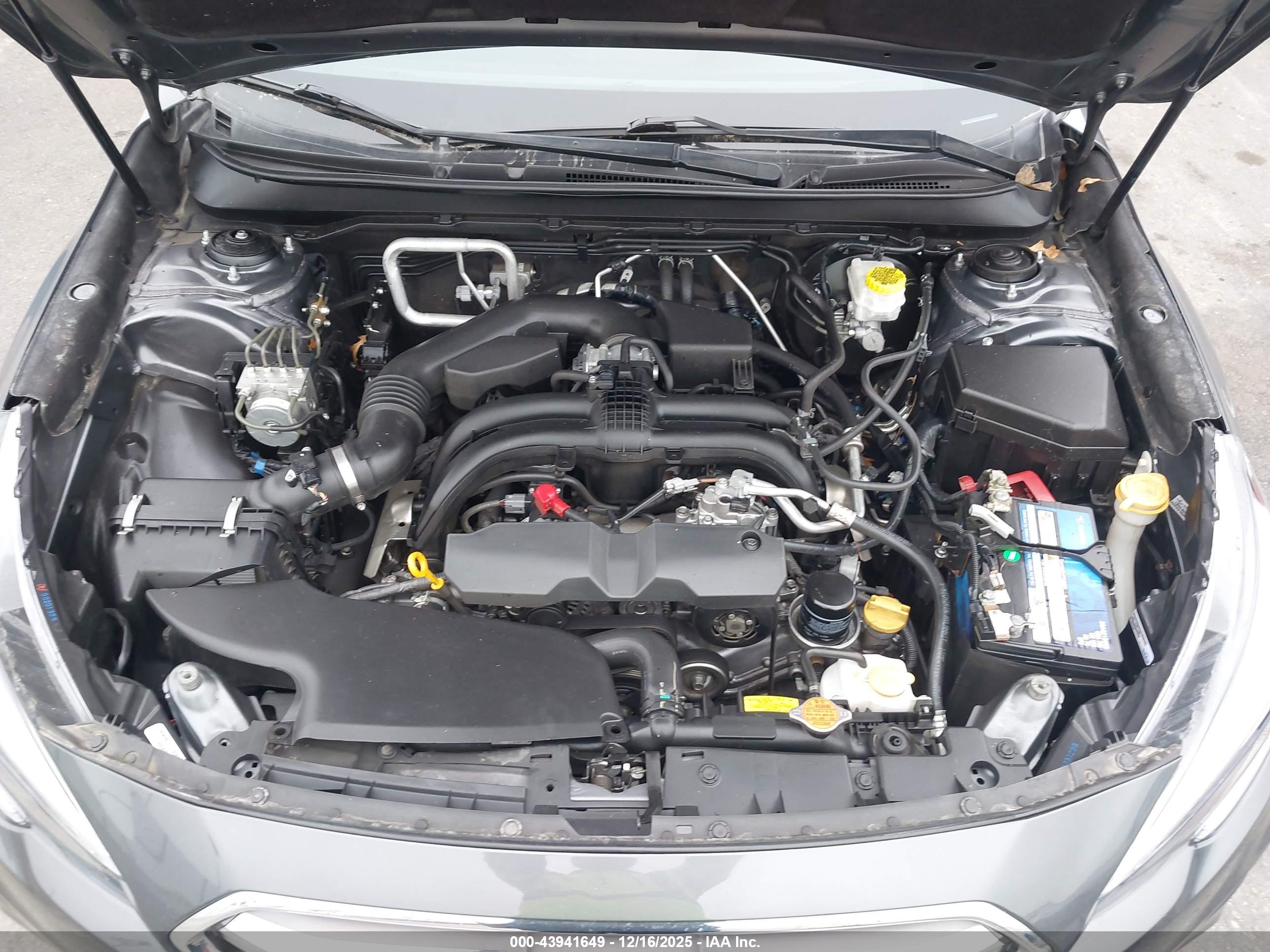 SUBARU OUTBACK image 10