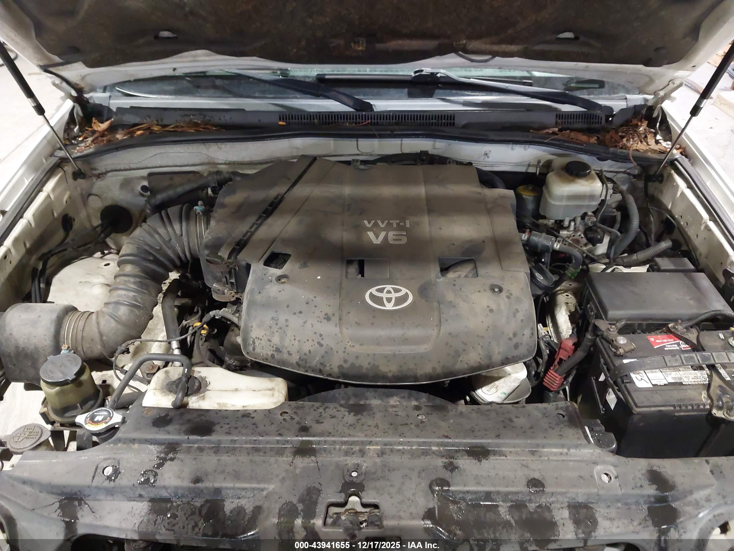 TOYOTA 4RUNNER image 10