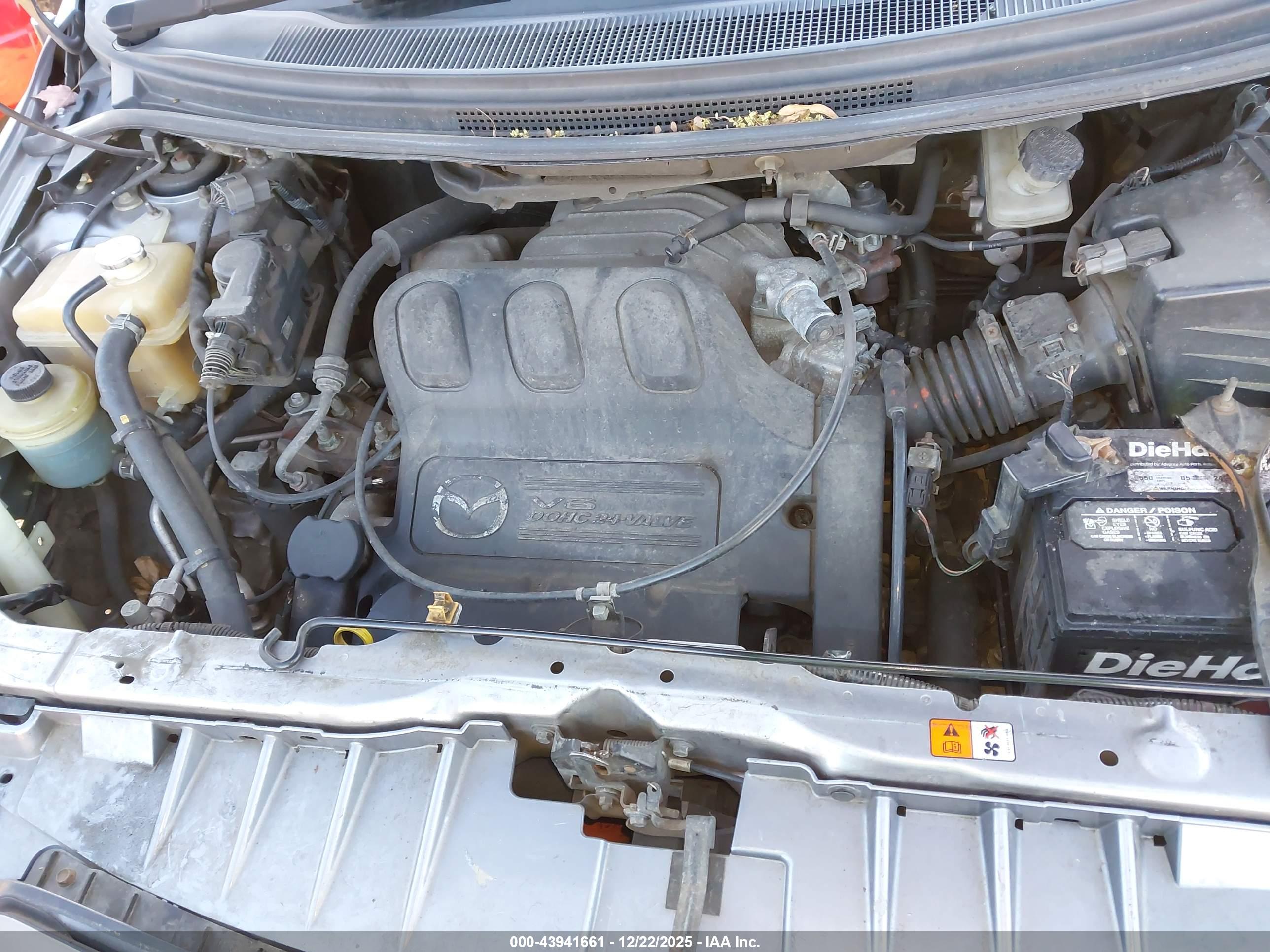 MAZDA MPV image 10