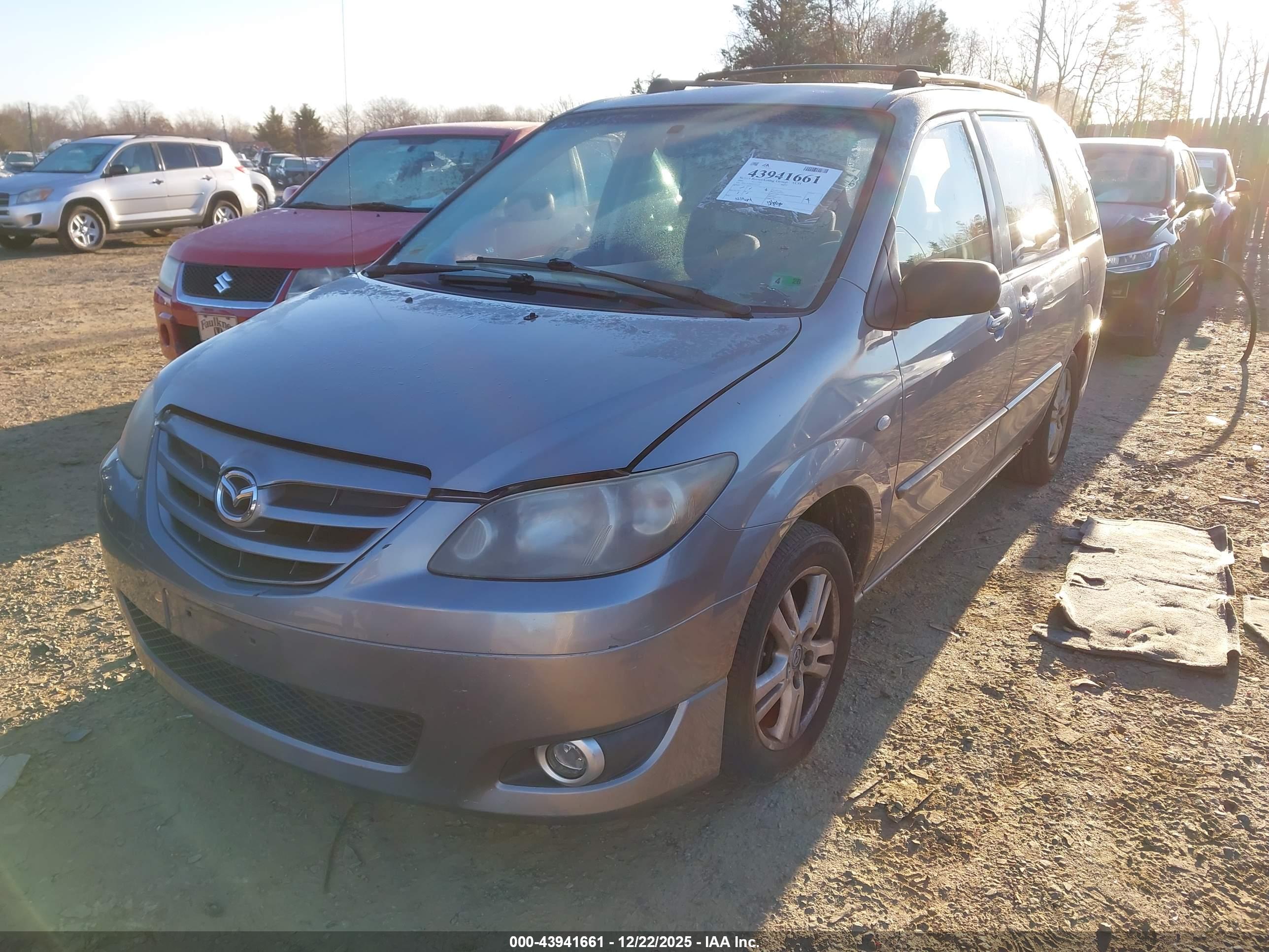 MAZDA MPV image 2