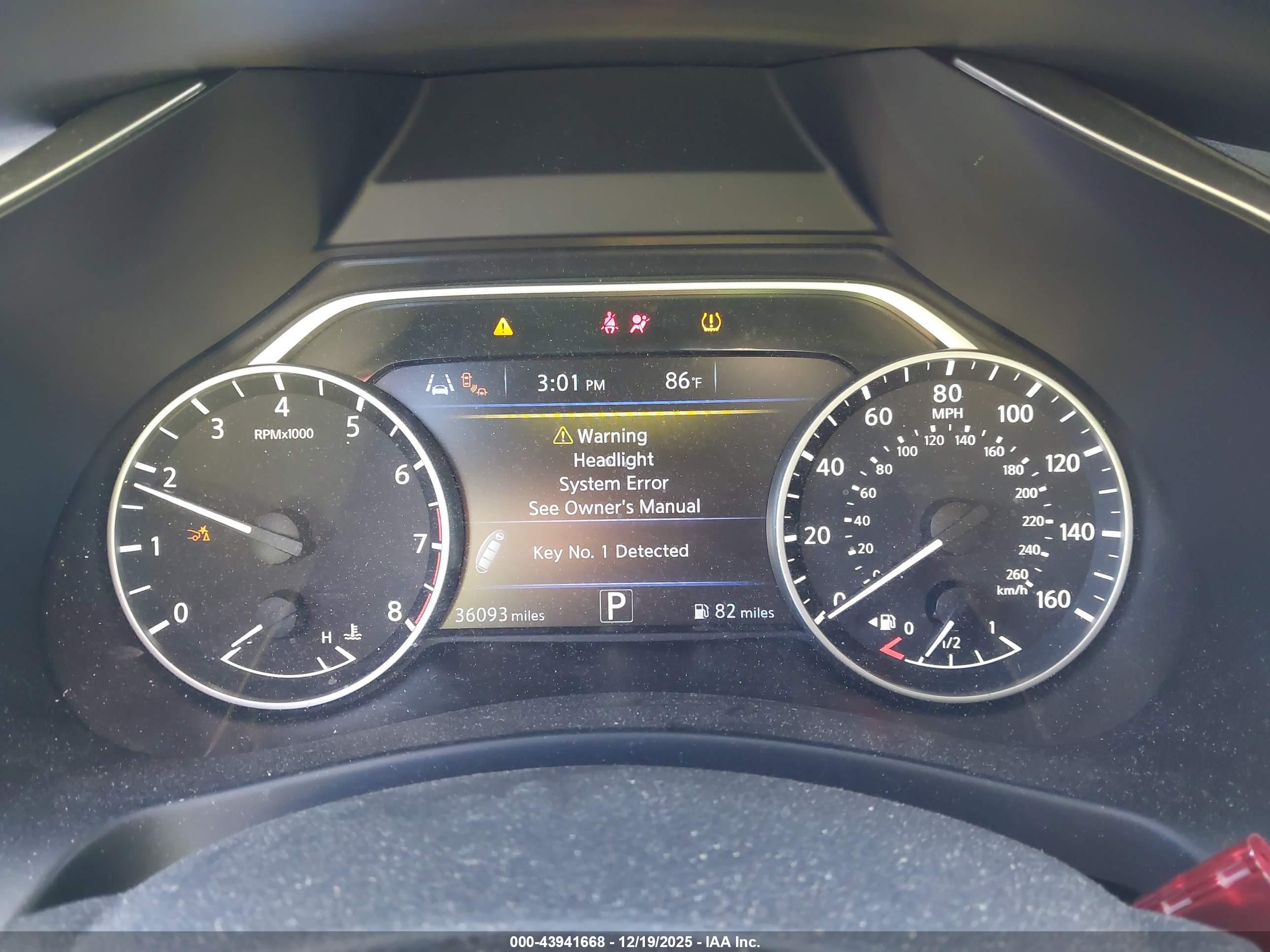 NISSAN MURANO image 7