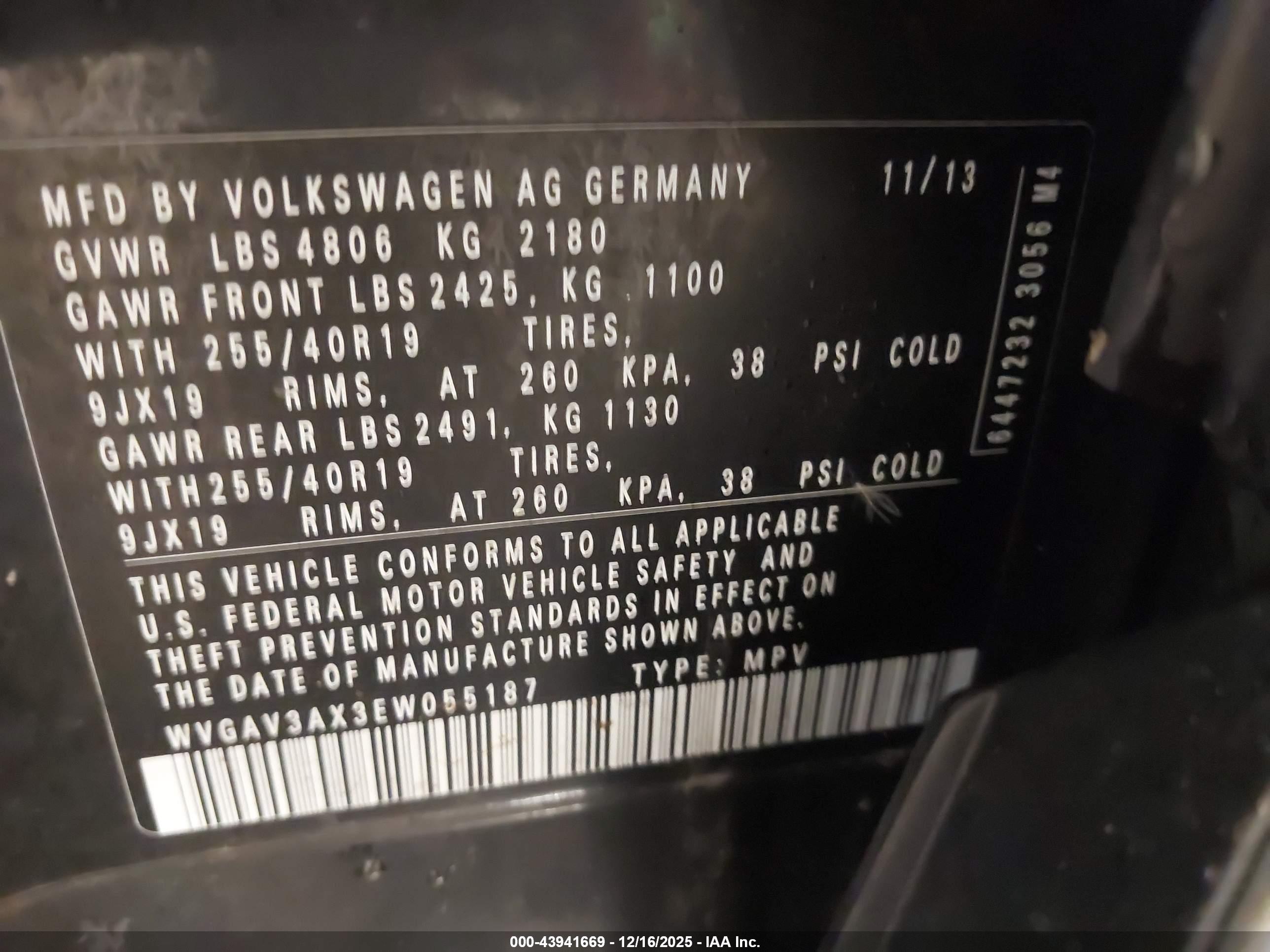 VOLKSWAGEN TIGUAN image 9