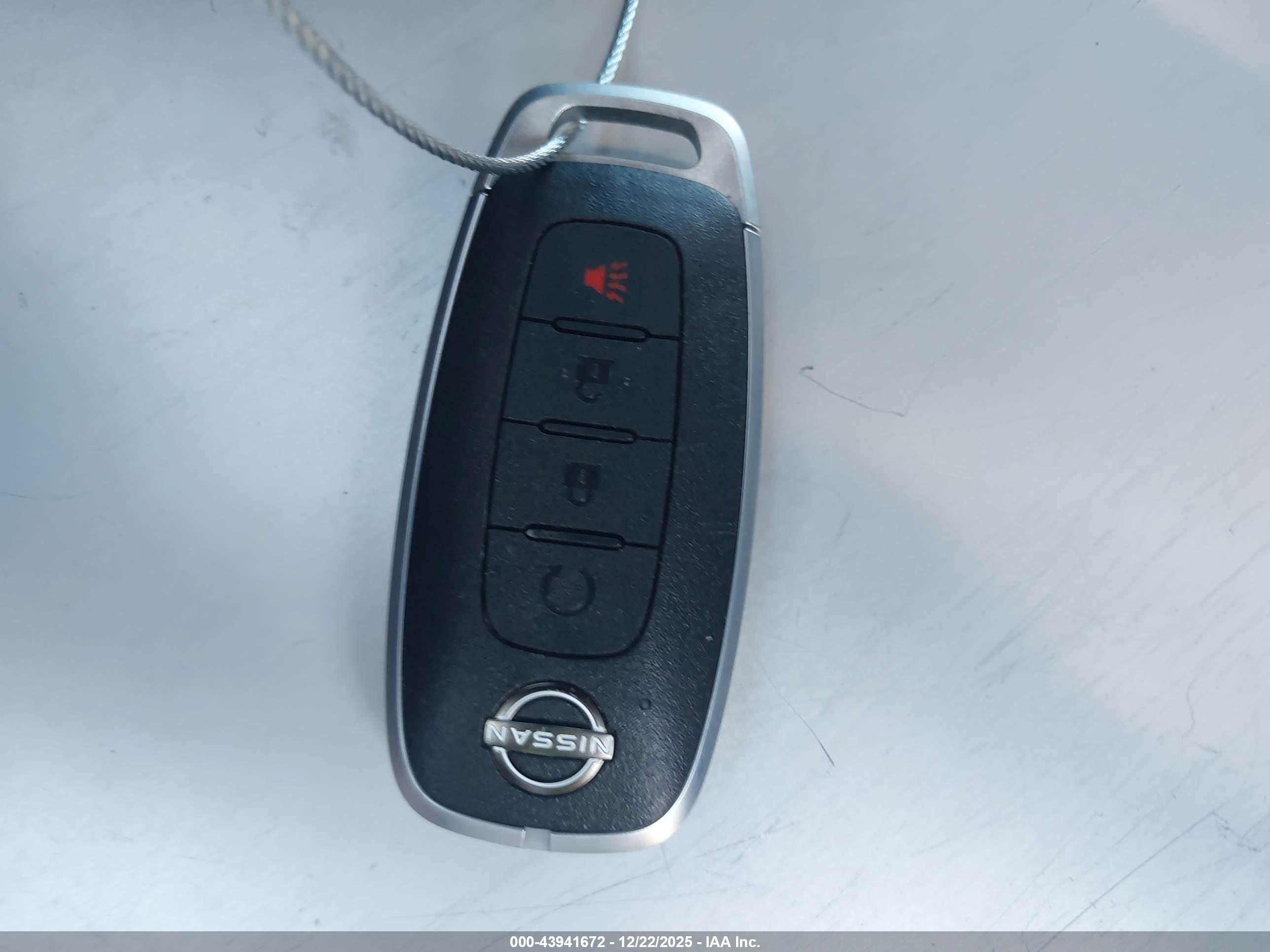 NISSAN KICKS image 11