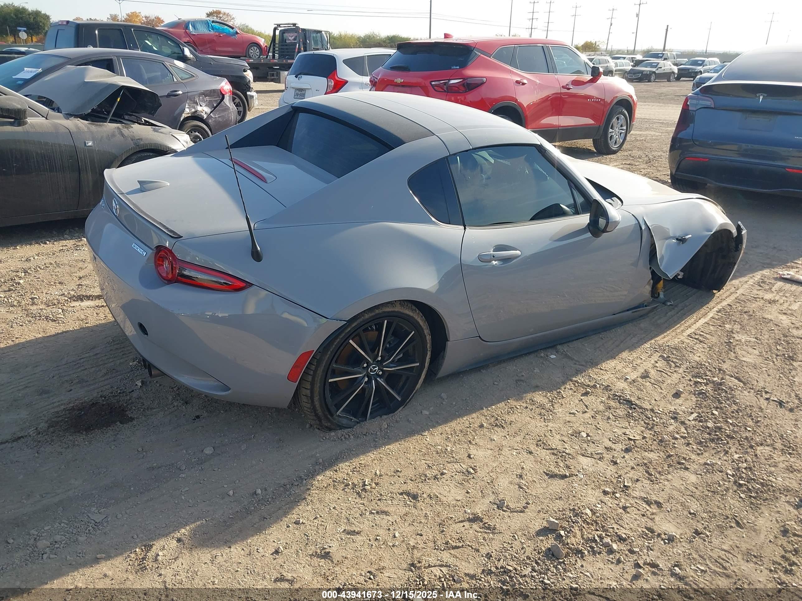 MAZDA MX-5 image 4