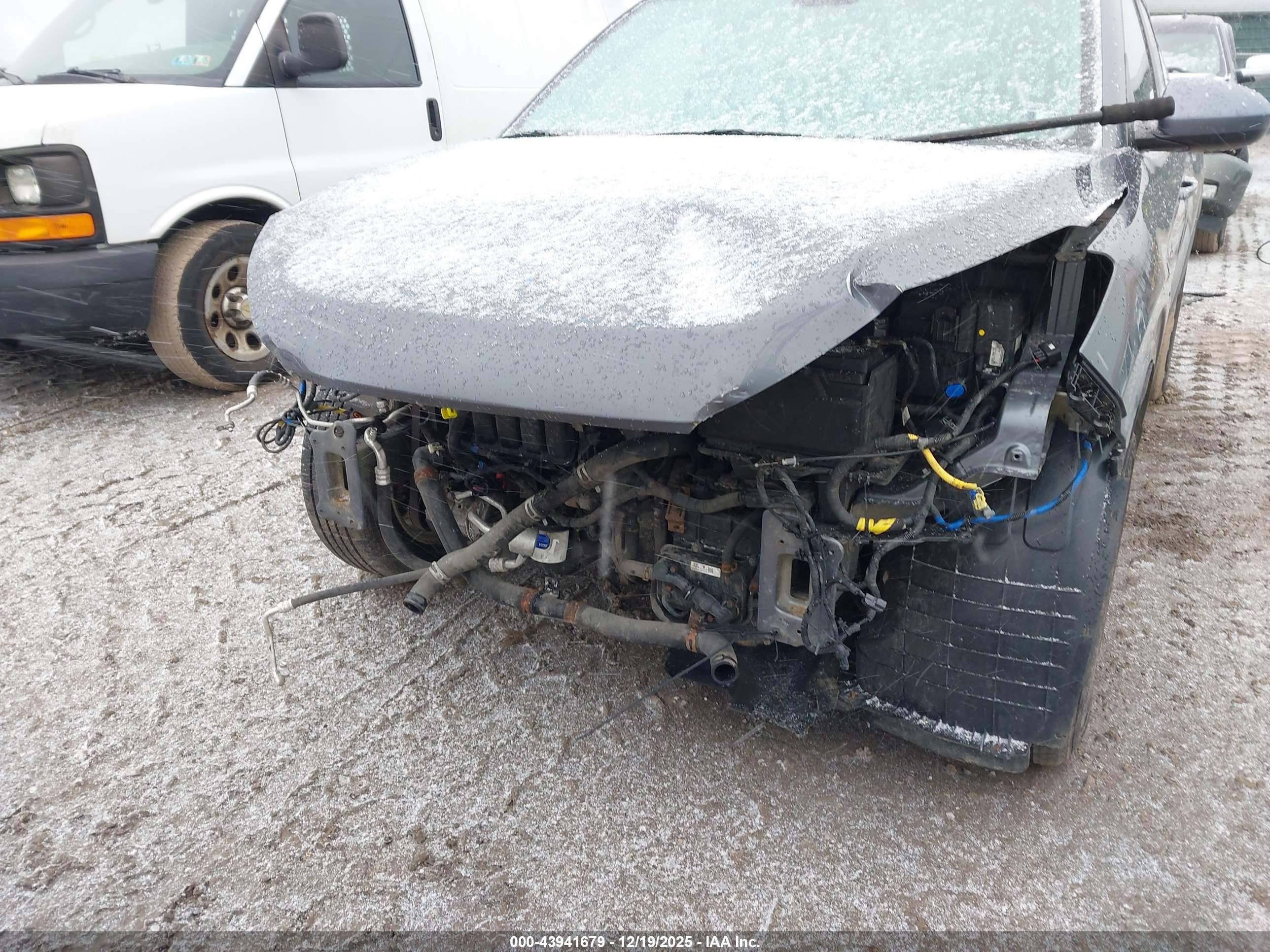 HYUNDAI TUCSON image 6