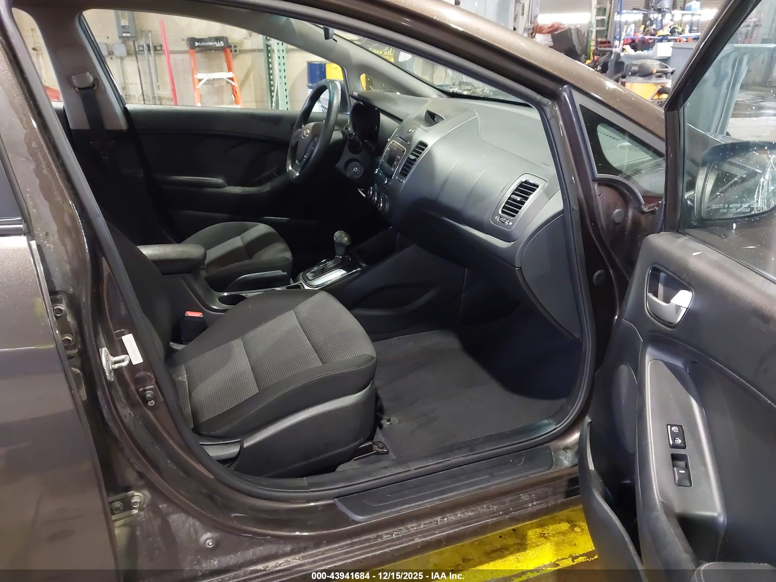 KIA FORTE image 5